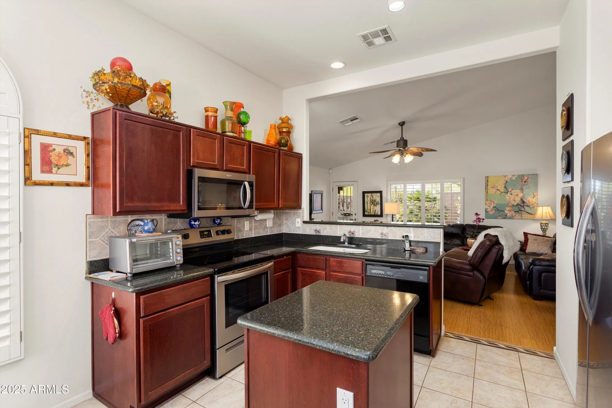 Property Slideshow image 12 of 32 | 23277 w arrow dr, Buckeye, AZ, 85326
