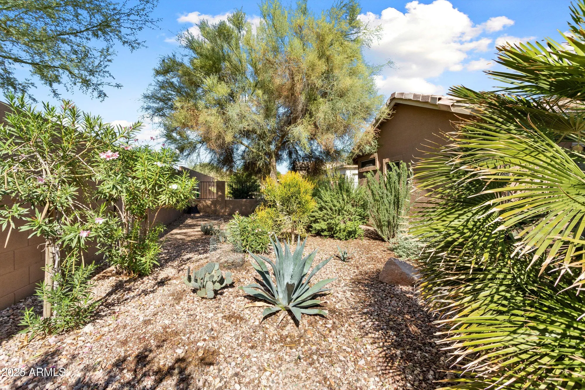 Property Slideshow image 30 of 32 | 23277 w arrow dr, Buckeye, AZ, 85326