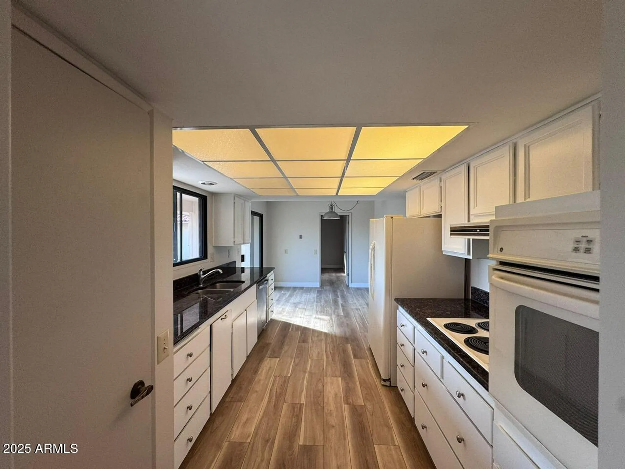 Property Slideshow image 3 of 32 | 13131 w castlebar dr, Sun City West, AZ, 85375