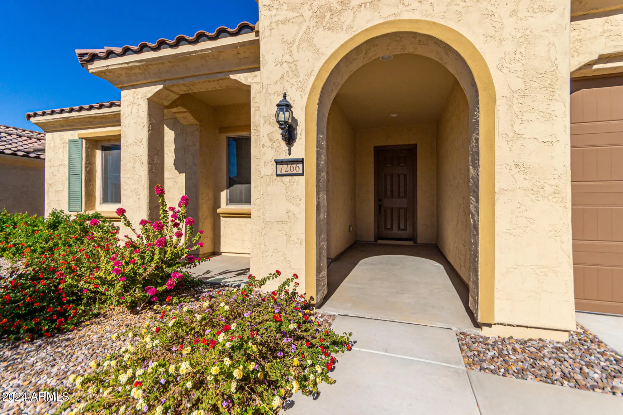 Property Slideshow image 6 of 76 | 7266 w meadowlark way, Florence, AZ, 85132