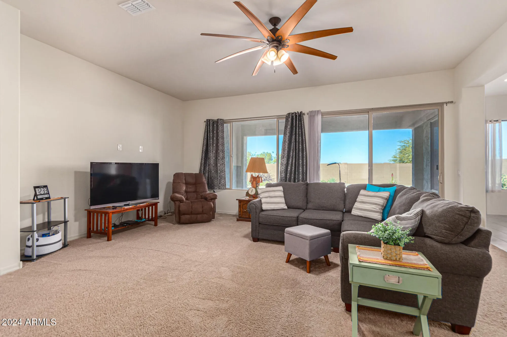 Property Slideshow image 10 of 76 | 7266 w meadowlark way, Florence, AZ, 85132