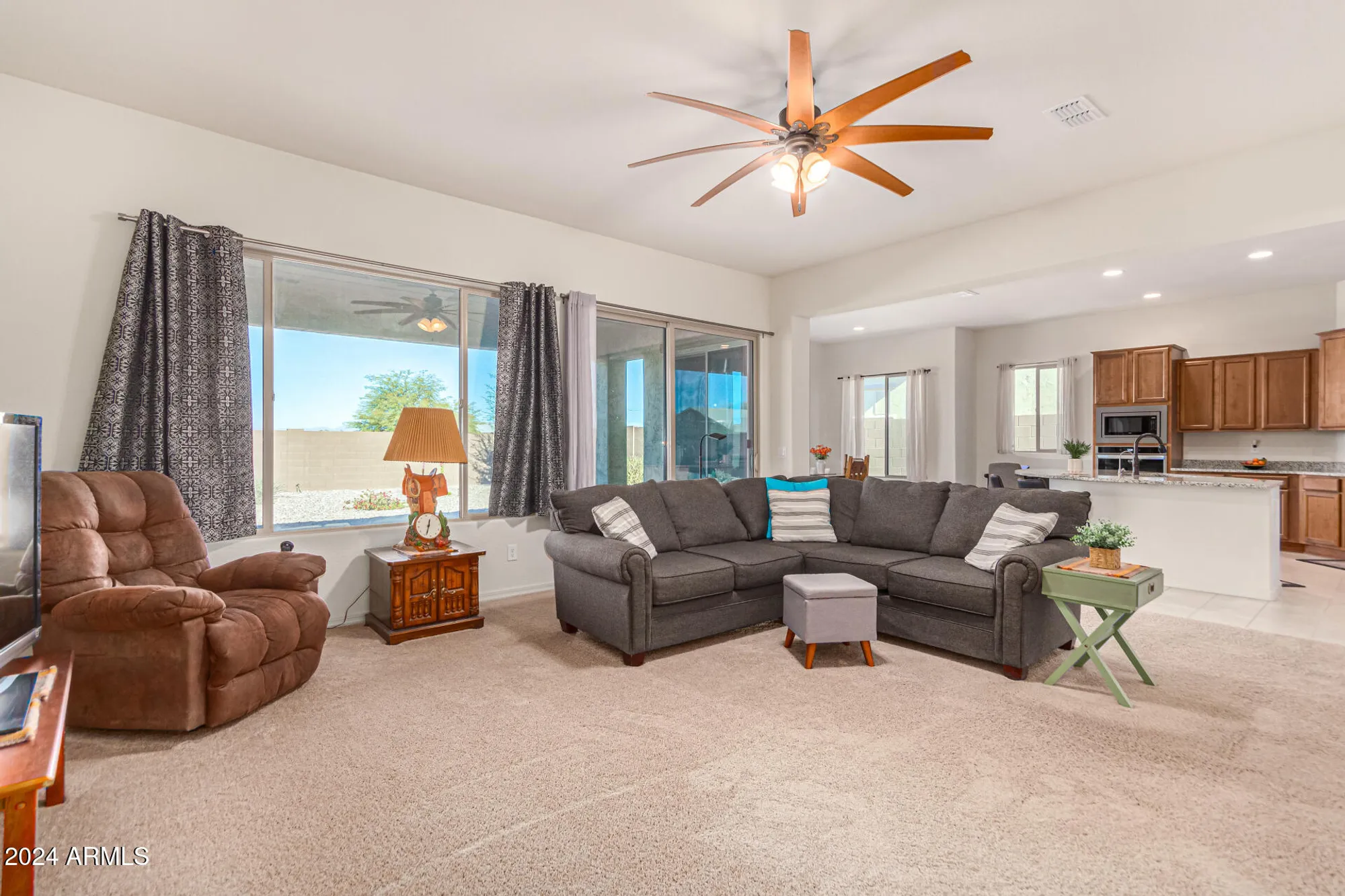 Property Slideshow image 11 of 76 | 7266 w meadowlark way, Florence, AZ, 85132
