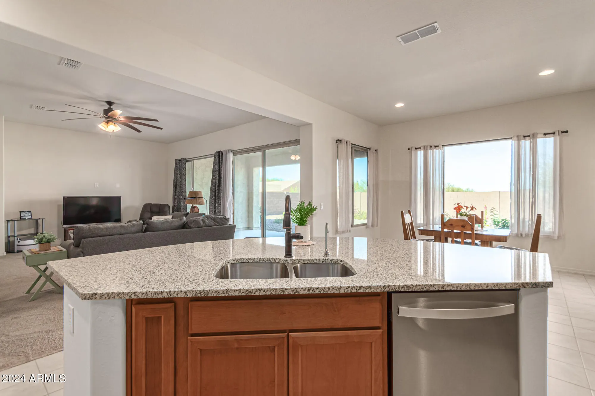 Property Slideshow image 22 of 76 | 7266 w meadowlark way, Florence, AZ, 85132