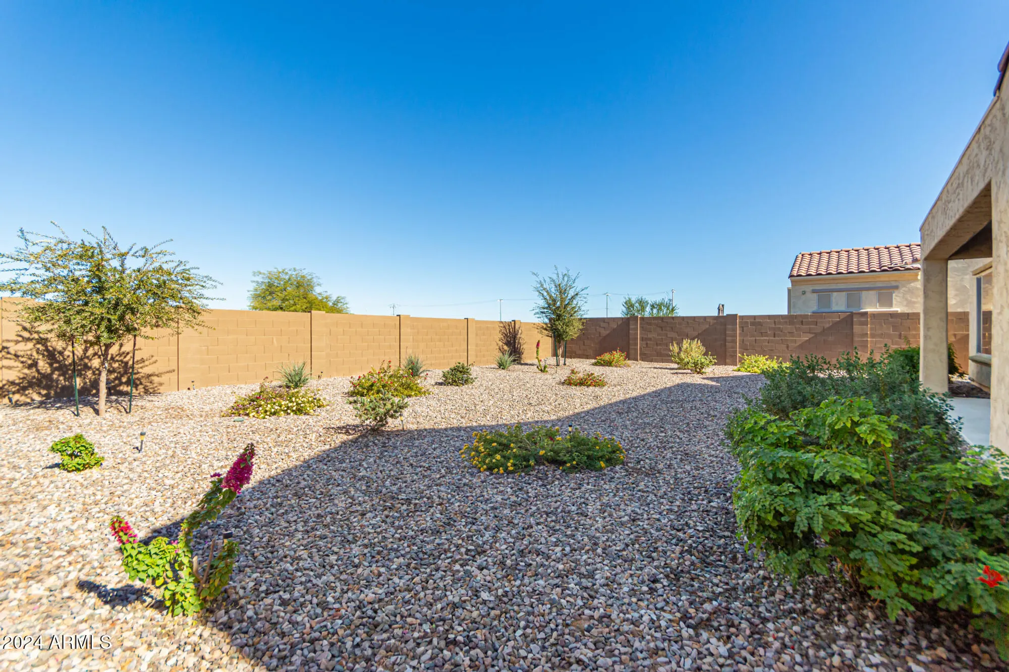 Property Slideshow image 41 of 76 | 7266 w meadowlark way, Florence, AZ, 85132