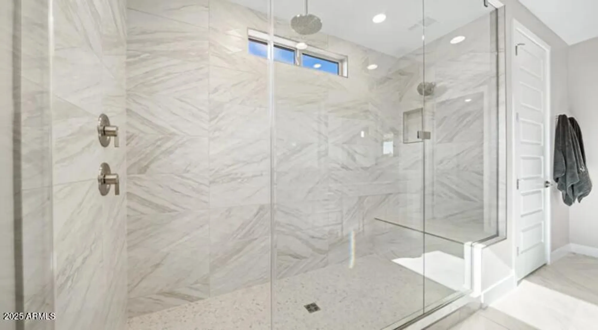 Property Slideshow image 18 of 40 | 39640 n trajen pl, Queen Creek, AZ, 85140