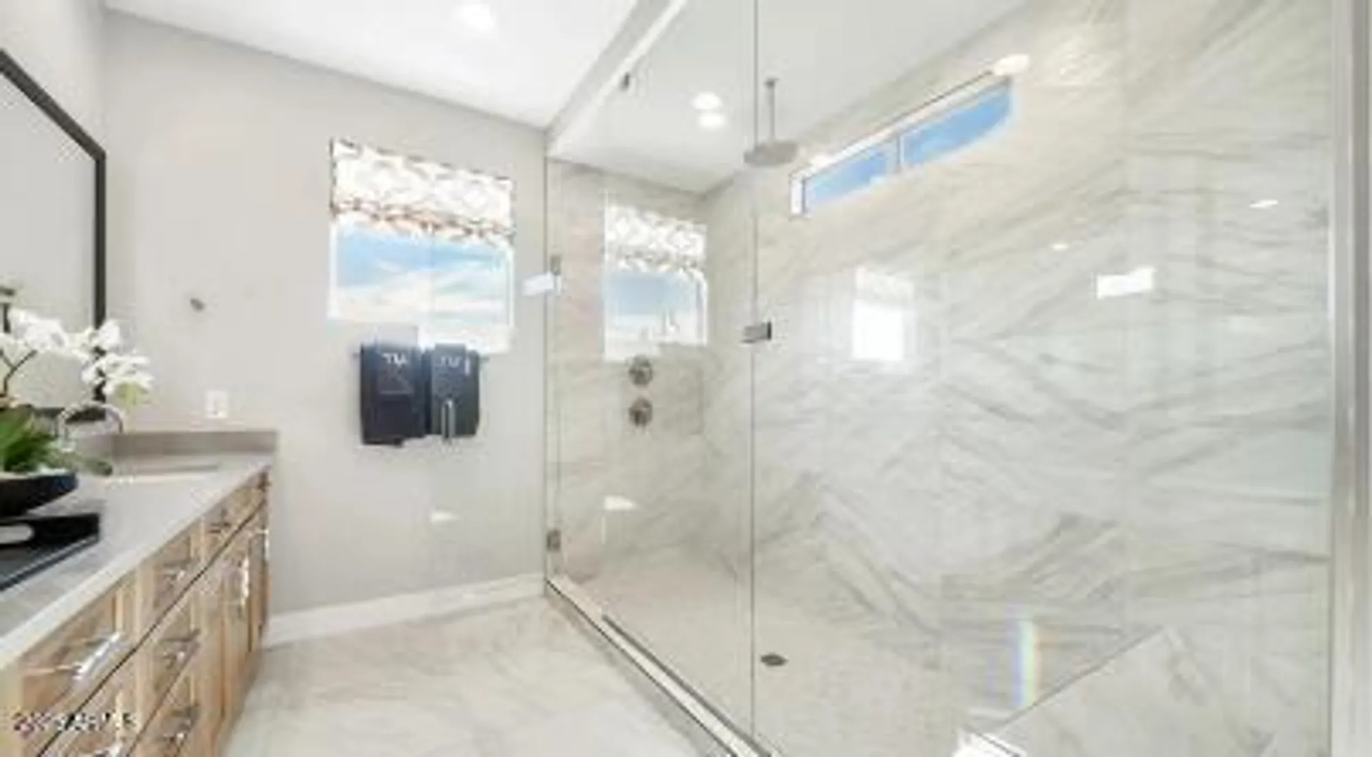 Property Slideshow image 16 of 40 | 39640 n trajen pl, Queen Creek, AZ, 85140