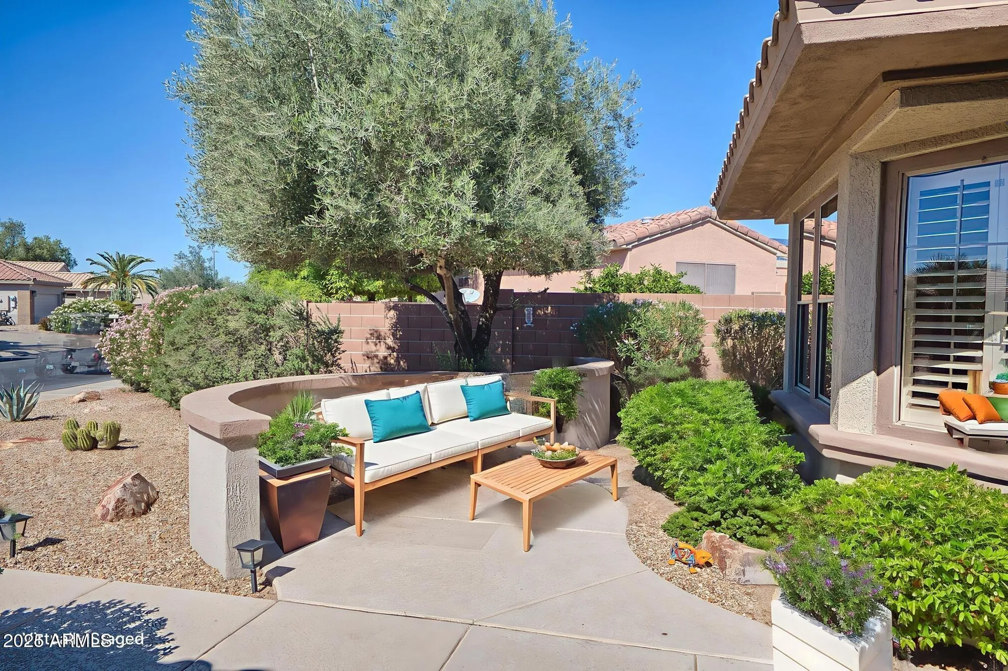 Property Slideshow image 4 of 33 | 18815 n diamond dr, Surprise, AZ, 85374