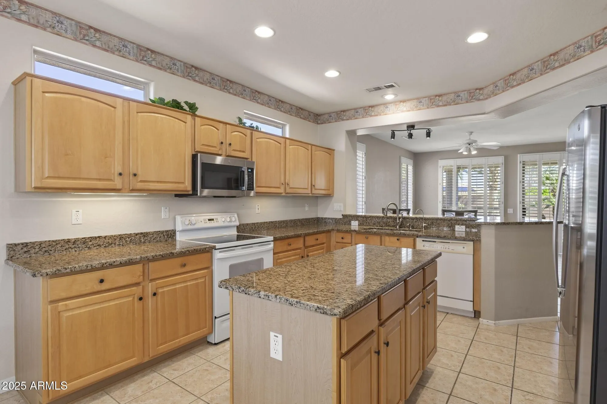 Property Slideshow image 9 of 33 | 18815 n diamond dr, Surprise, AZ, 85374