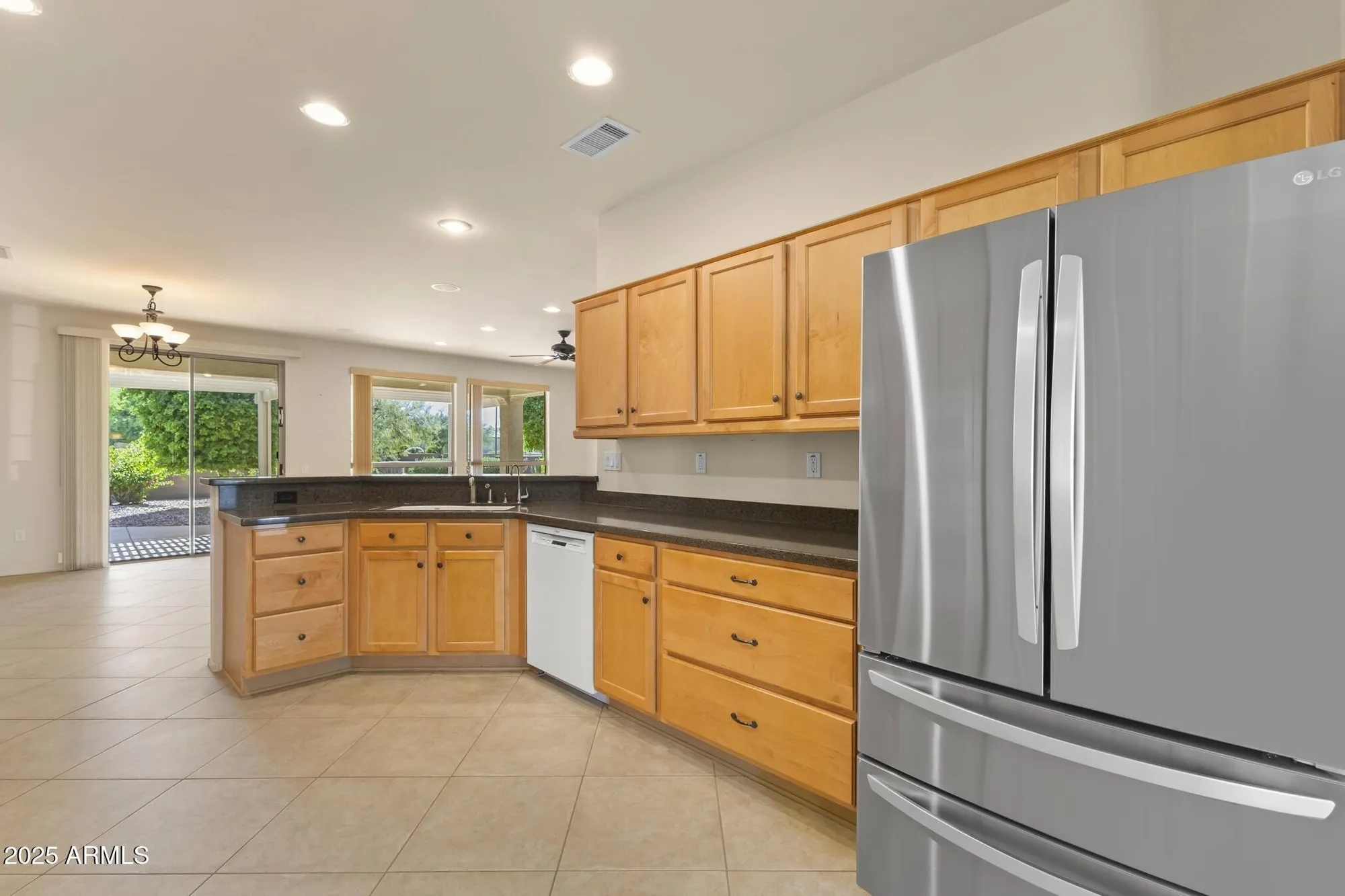 Property Slideshow image 7 of 26 | 20781 n kingpoint dr, Surprise, AZ, 85387