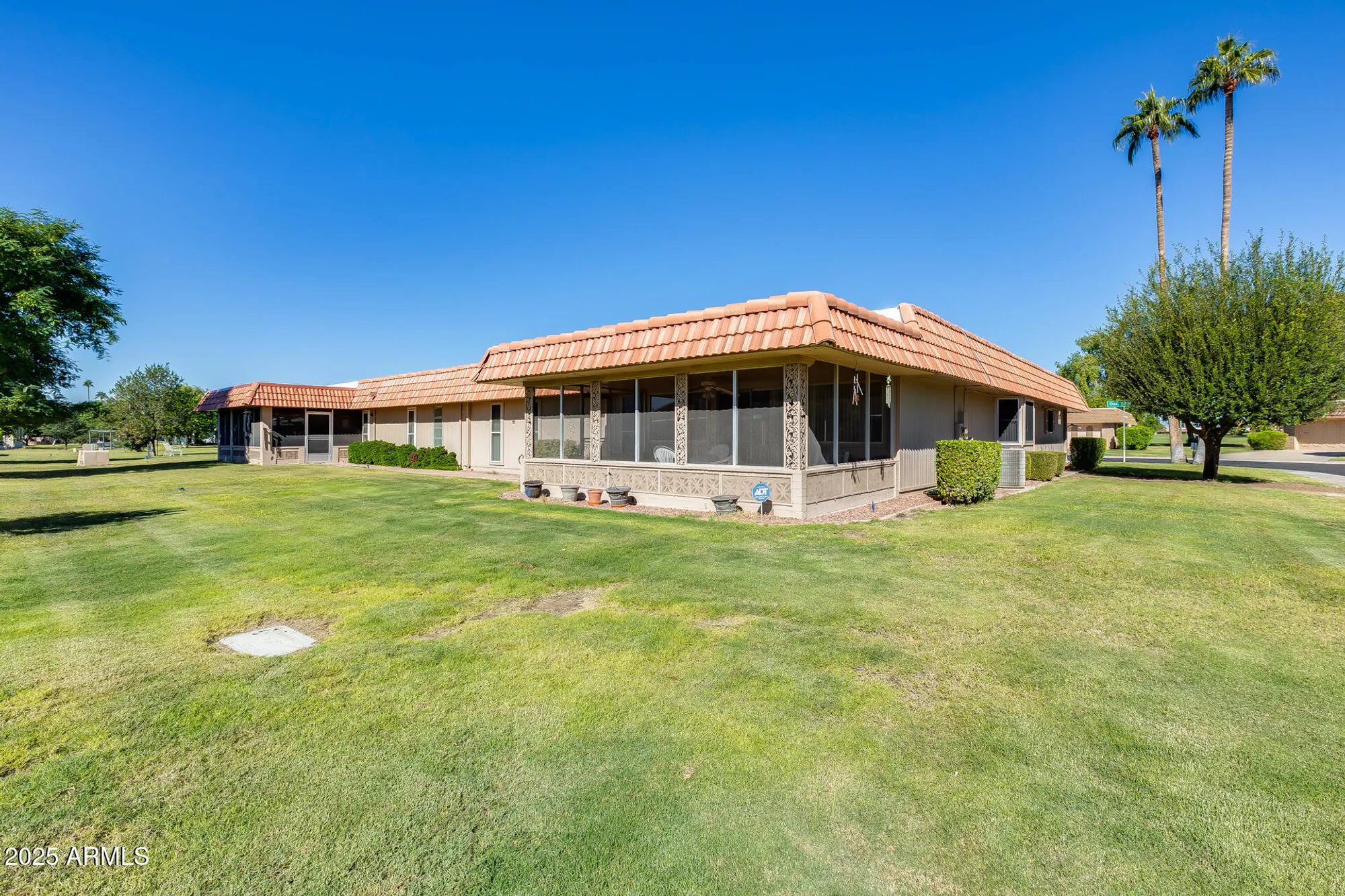 Property Slideshow image 30 of 32 | 9501 w oak ridge dr, Sun City, AZ, 85351