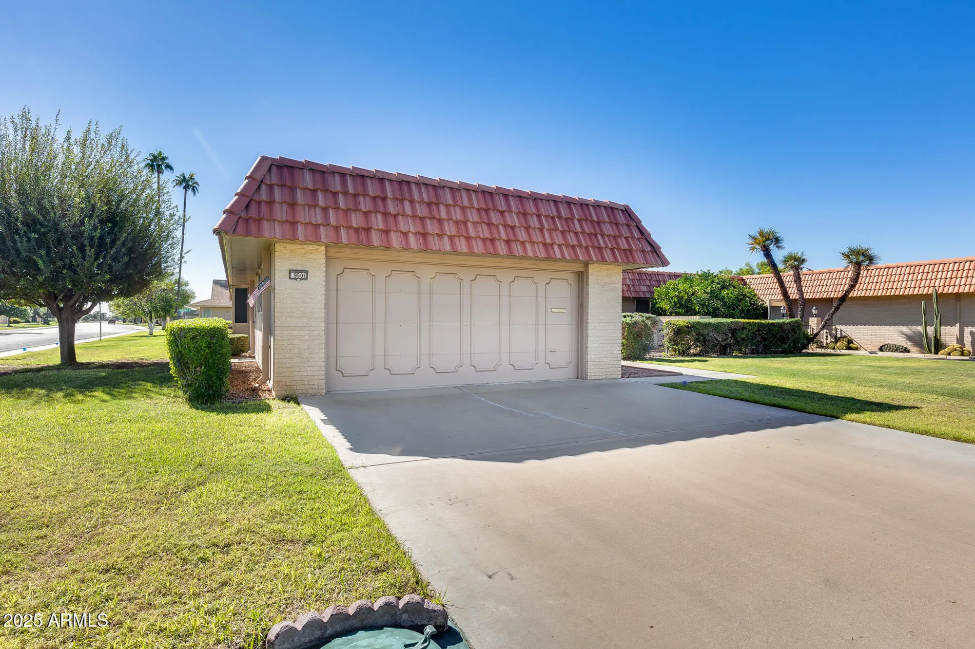Property Slideshow image 31 of 32 | 9501 w oak ridge dr, Sun City, AZ, 85351