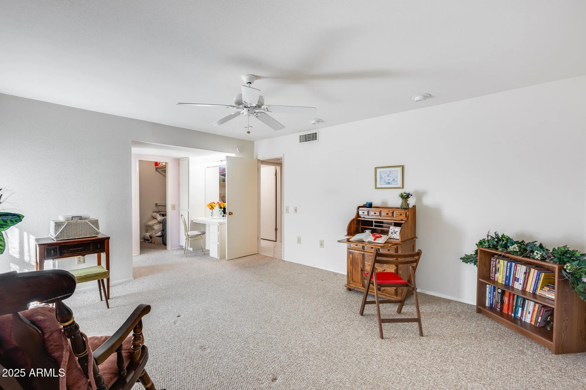 Property Slideshow image 15 of 32 | 9501 w oak ridge dr, Sun City, AZ, 85351