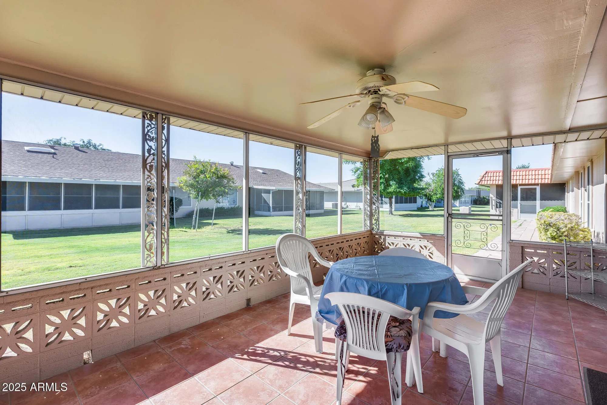 Property Slideshow image 26 of 32 | 9501 w oak ridge dr, Sun City, AZ, 85351