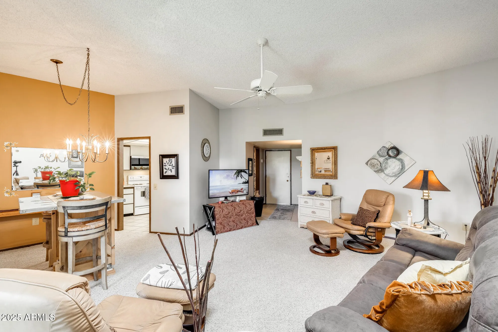 Property Slideshow image 17 of 32 | 17428 n boswell blvd, Sun City, AZ, 85373