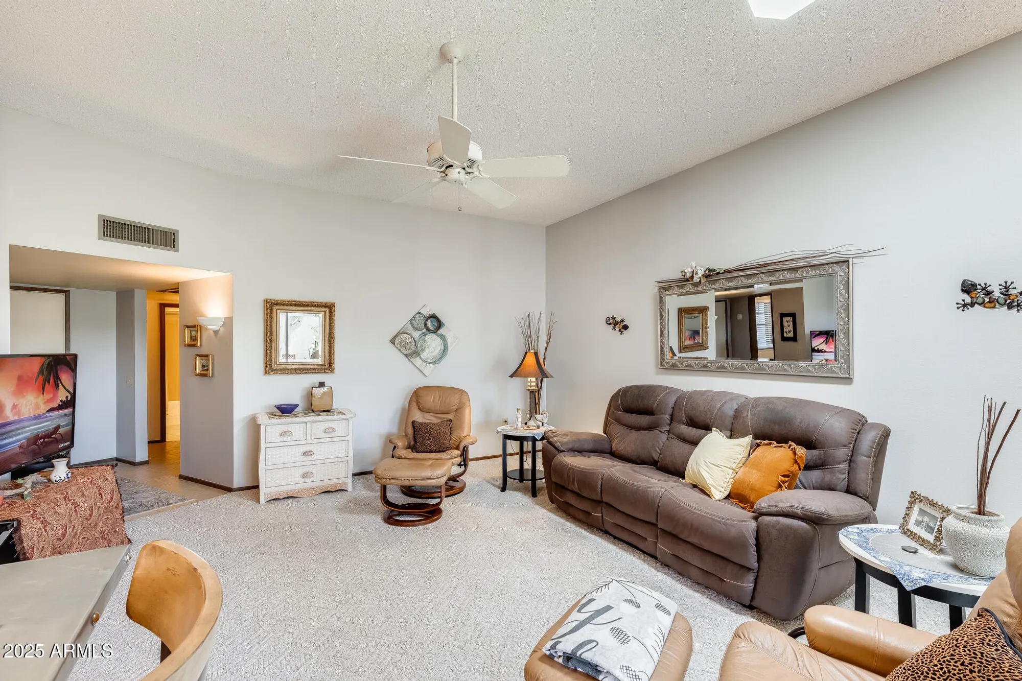 Property Slideshow image 18 of 32 | 17428 n boswell blvd, Sun City, AZ, 85373