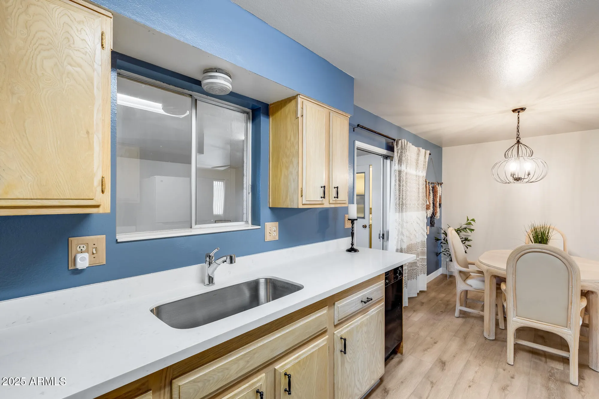 Property Slideshow image 4 of 32 | 10426 w deanne dr, Sun City, AZ, 85351
