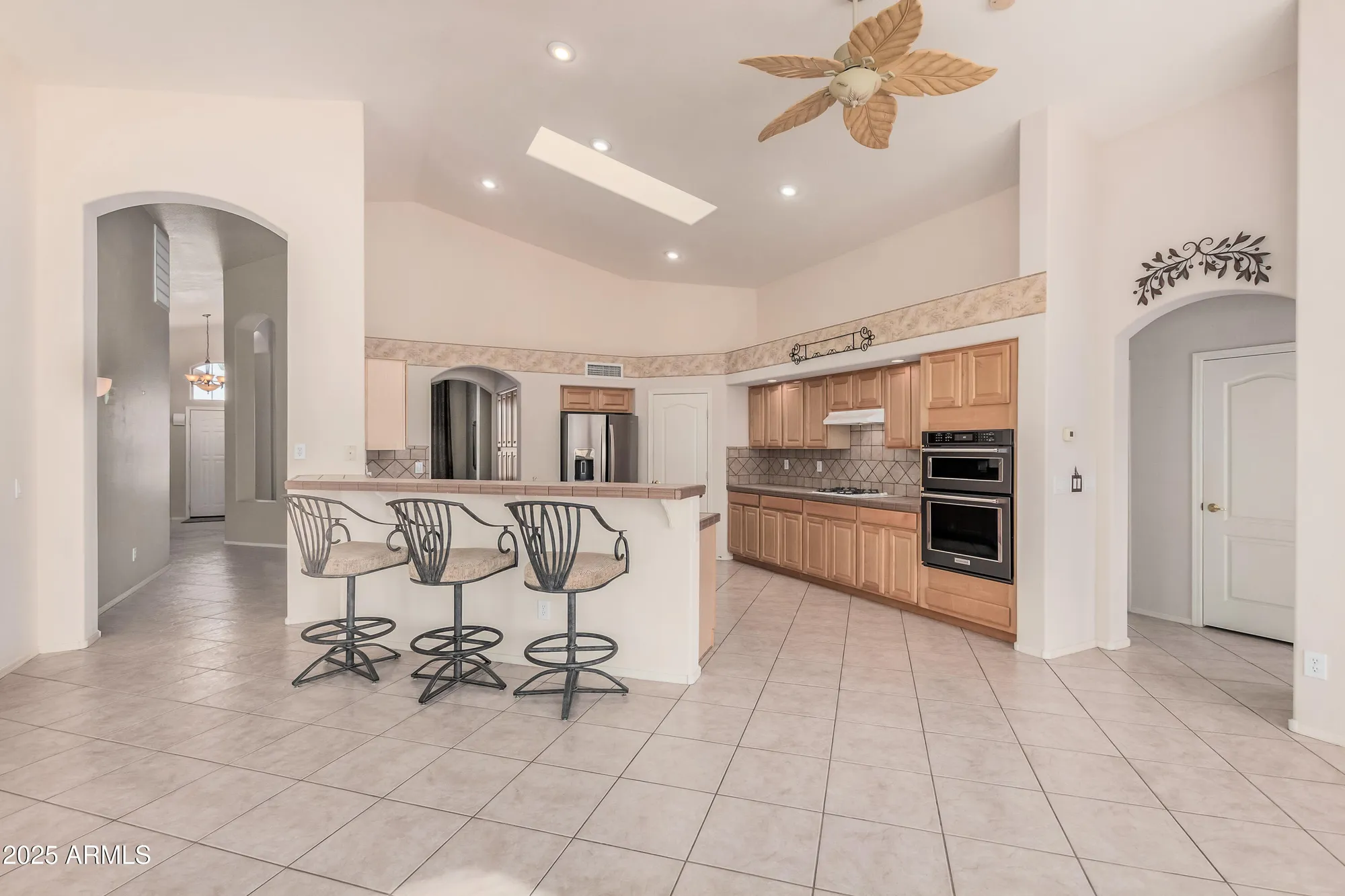 Property Slideshow image 21 of 88 | 17806 n becke ln, Surprise, AZ, 85374