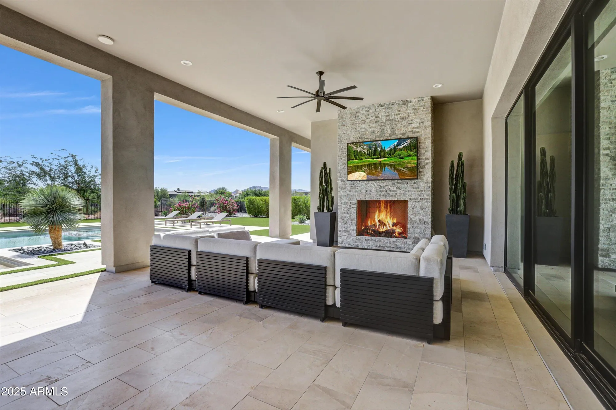 Property Slideshow image 34 of 46 | 17437 e lonesome canyon ct, Rio Verde, AZ, 85263