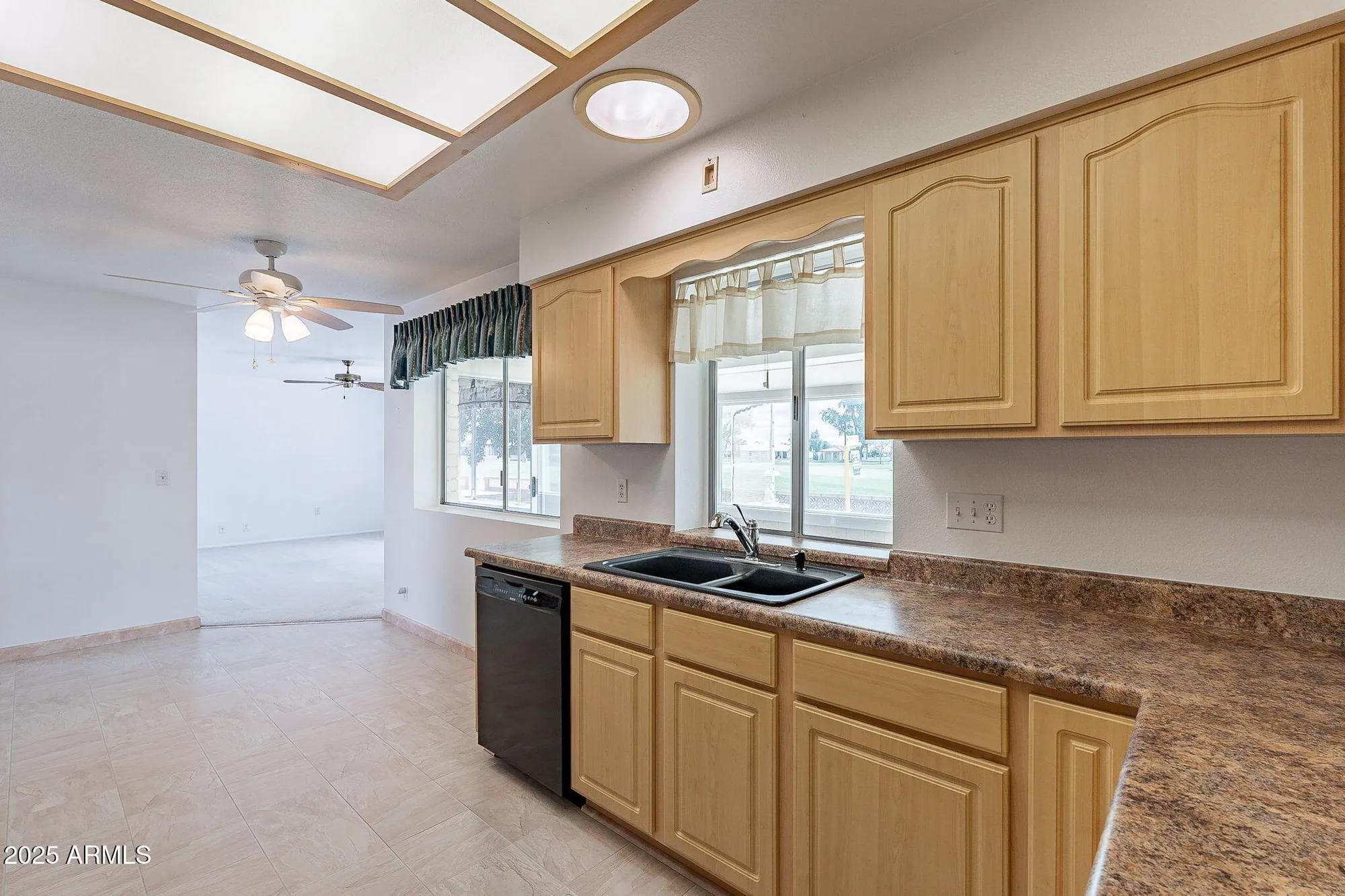Property Slideshow image 22 of 57 | 8147 e lakeview ave, Mesa, AZ, 85209