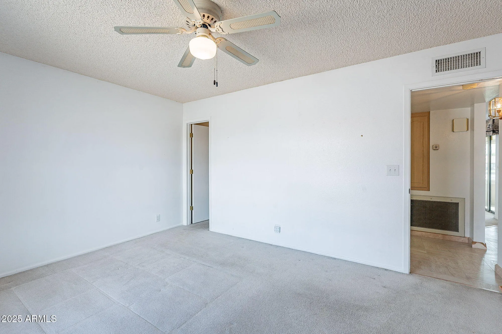 Property Slideshow image 35 of 57 | 8147 e lakeview ave, Mesa, AZ, 85209