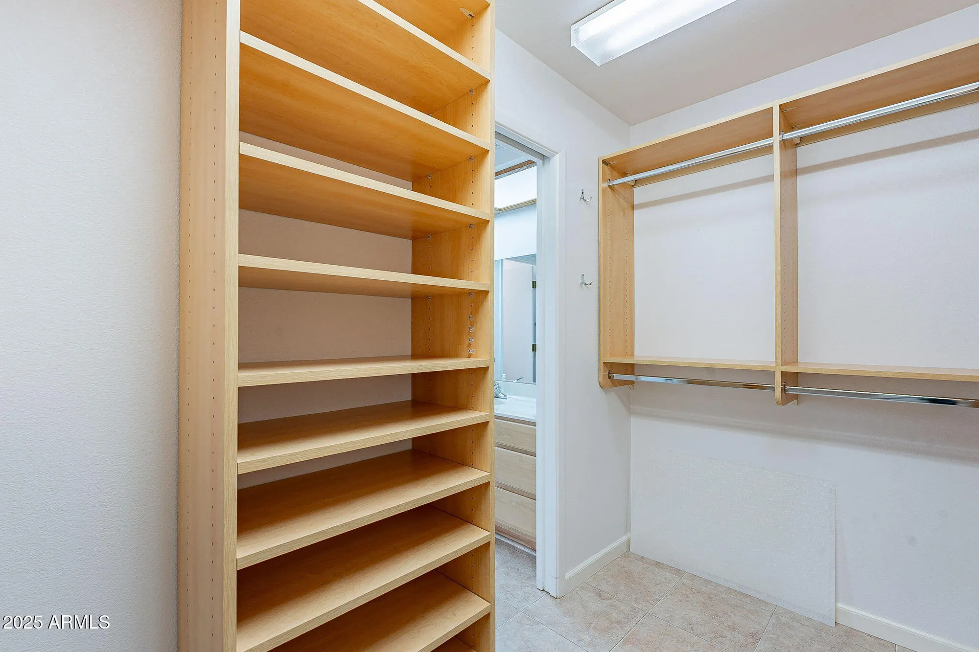 Property Slideshow image 34 of 57 | 8147 e lakeview ave, Mesa, AZ, 85209