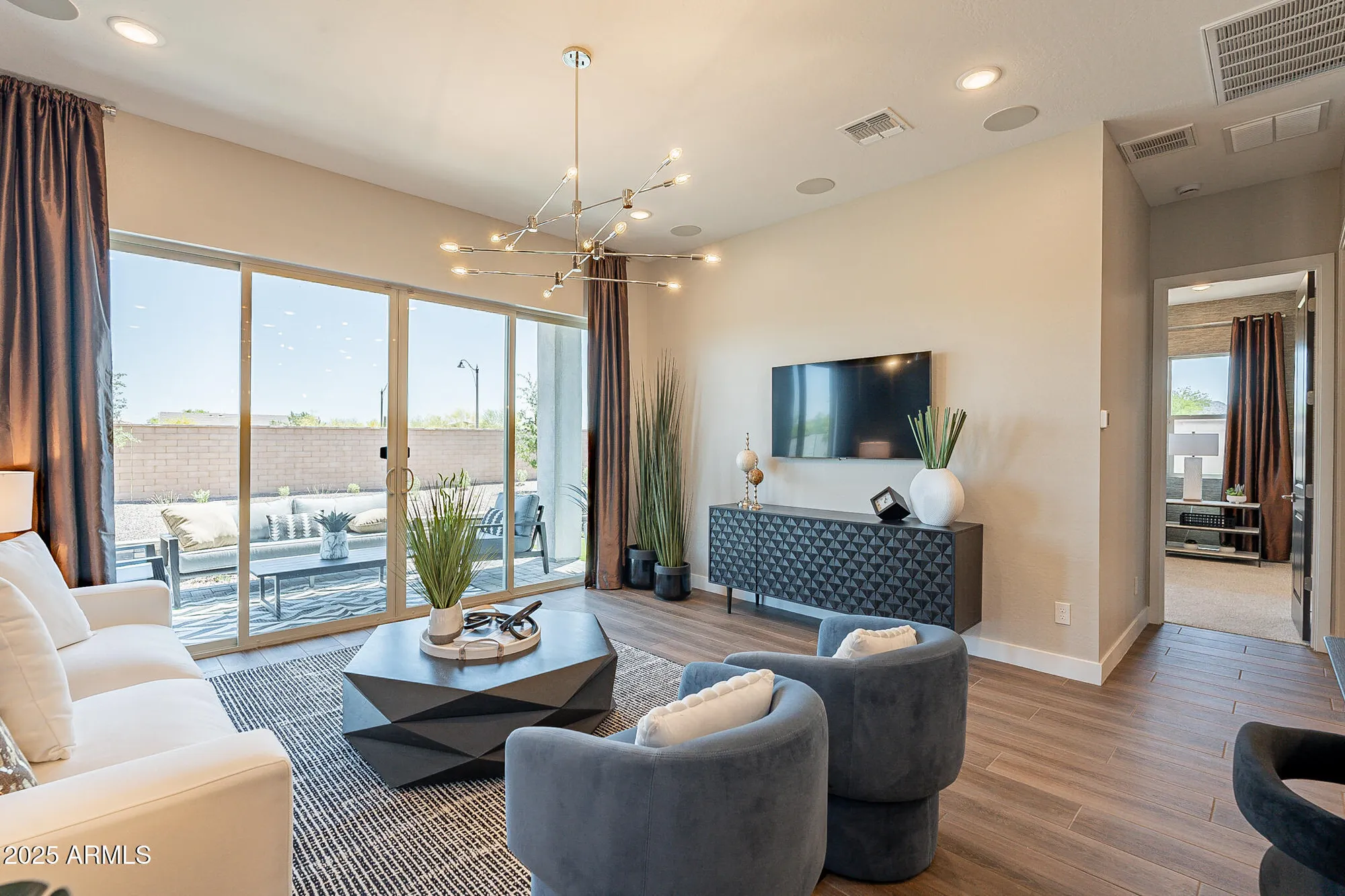 Property Slideshow image 6 of 36 | 20989 w pasadena ave, Buckeye, AZ, 85396
