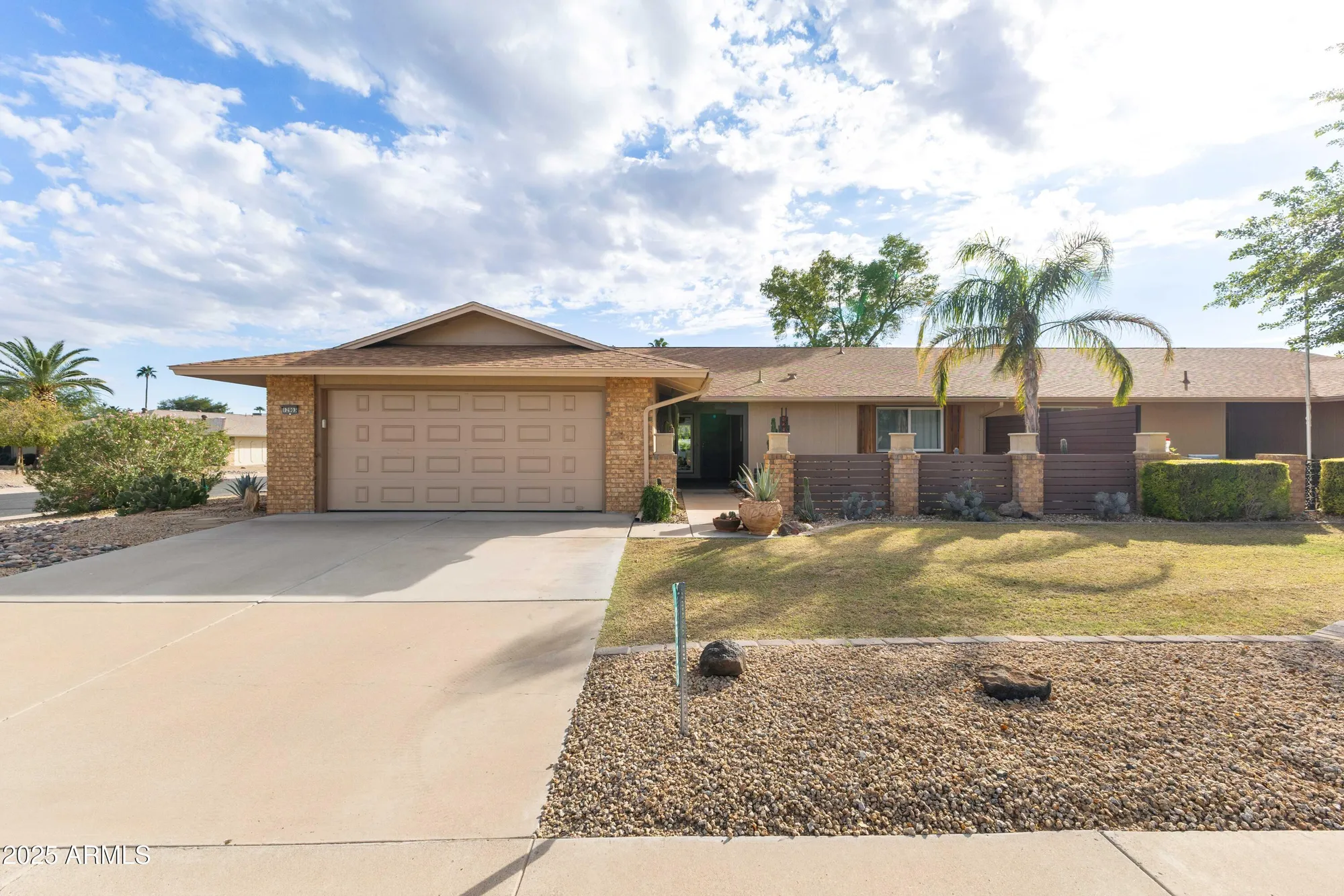 Property Slideshow image 1 of 32 | 12903 w shadow hills dr, Sun City West, AZ, 85375