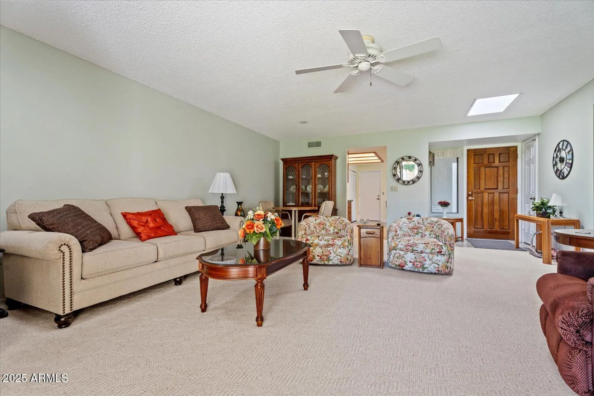 Property Slideshow image 8 of 20 | 633 s saguaro way, Mesa, AZ, 85208