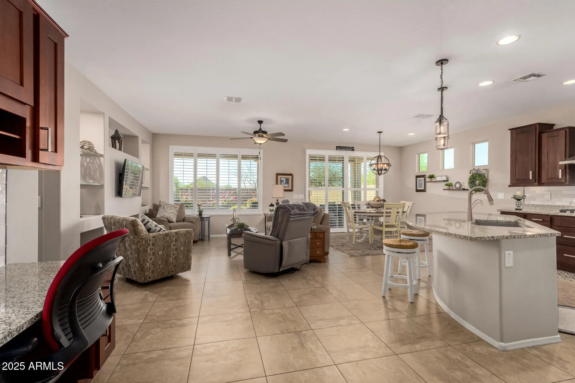 Property Slideshow image 12 of 72 | 3900 n cottonwood dr, Florence, AZ, 85132