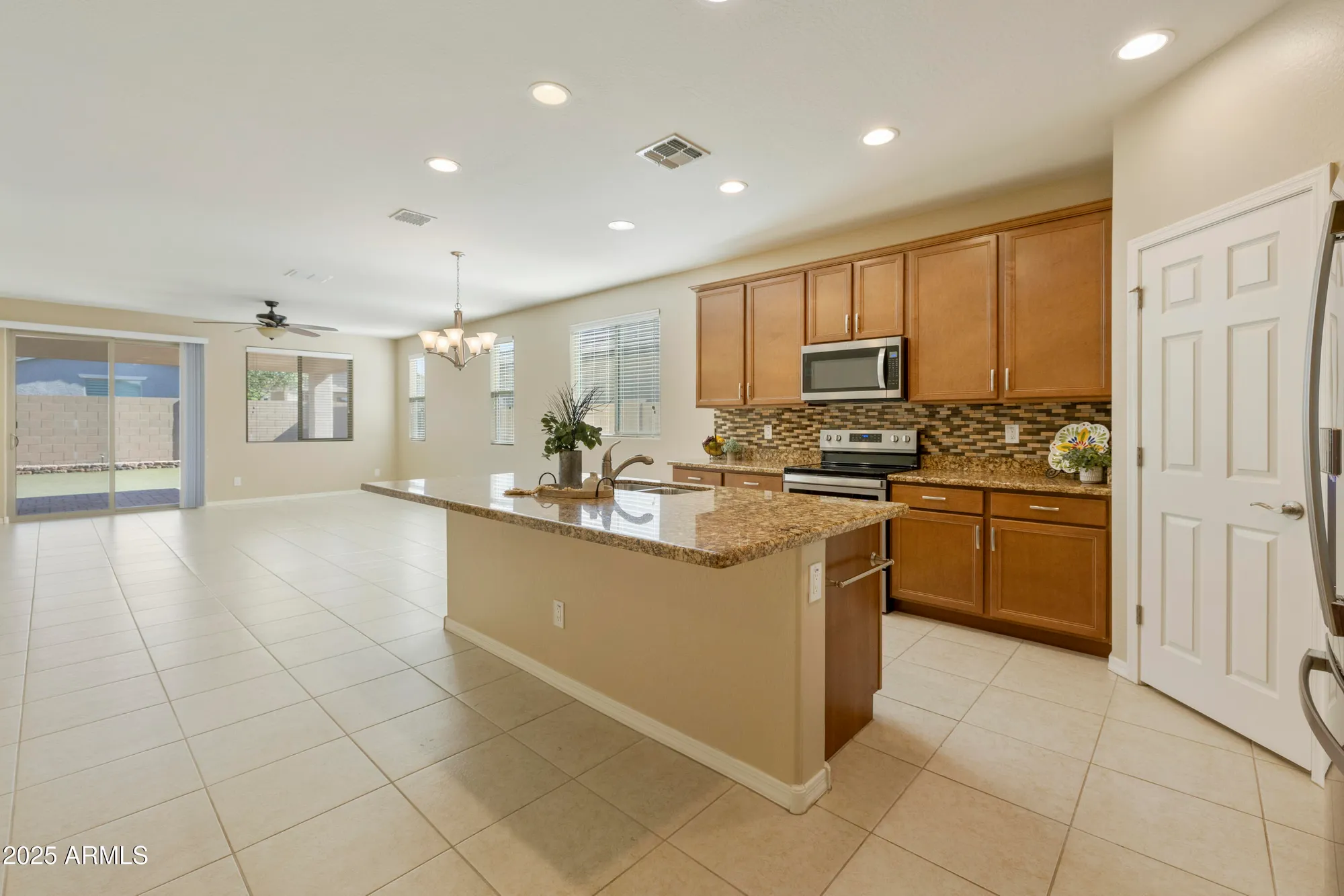 Property Slideshow image 13 of 59 | 5625 s colt, Mesa, AZ, 85212