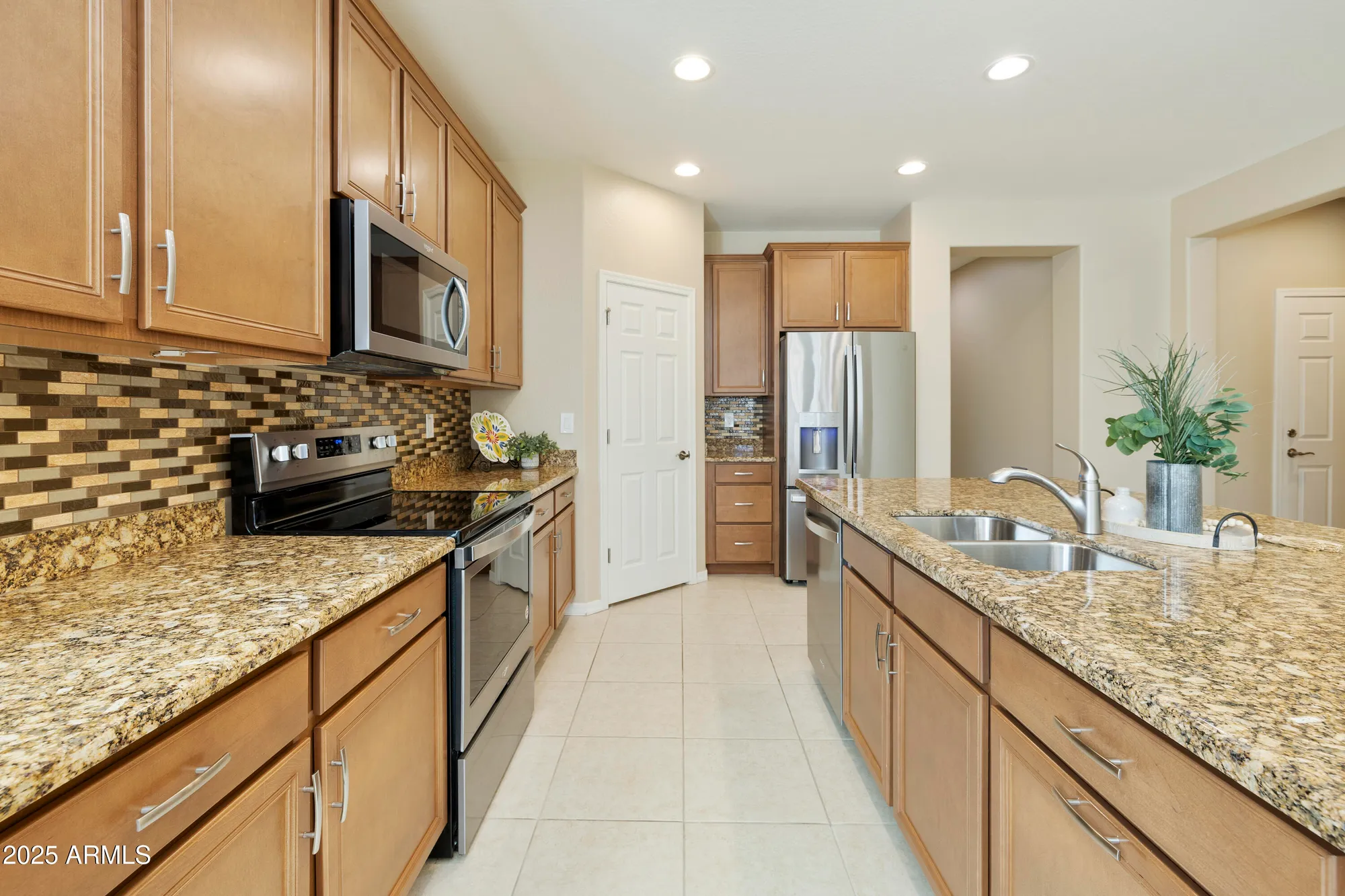 Property Slideshow image 8 of 59 | 5625 s colt, Mesa, AZ, 85212