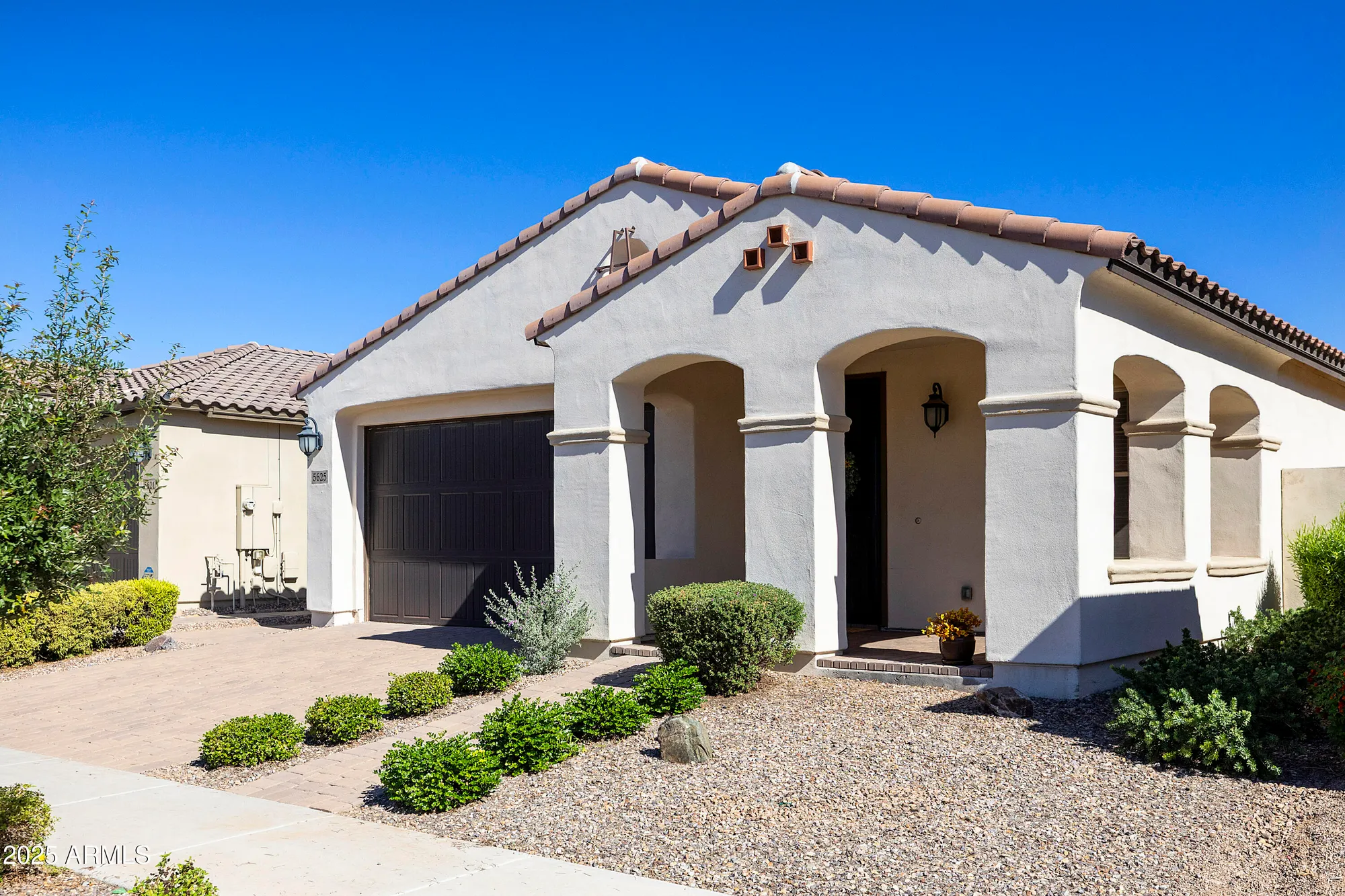 Property Slideshow image 1 of 59 | 5625 s colt, Mesa, AZ, 85212