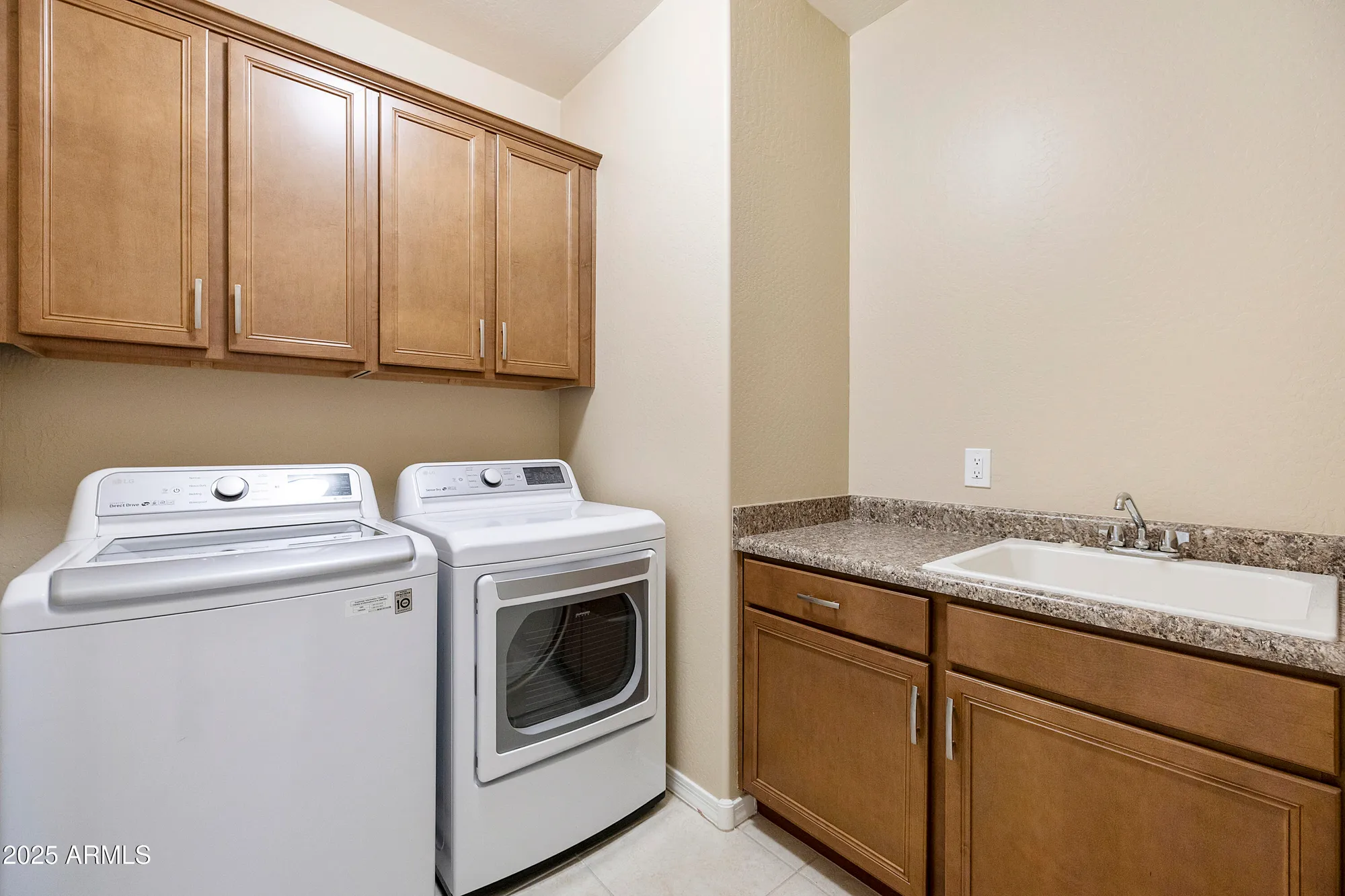 Property Slideshow image 27 of 59 | 5625 s colt, Mesa, AZ, 85212