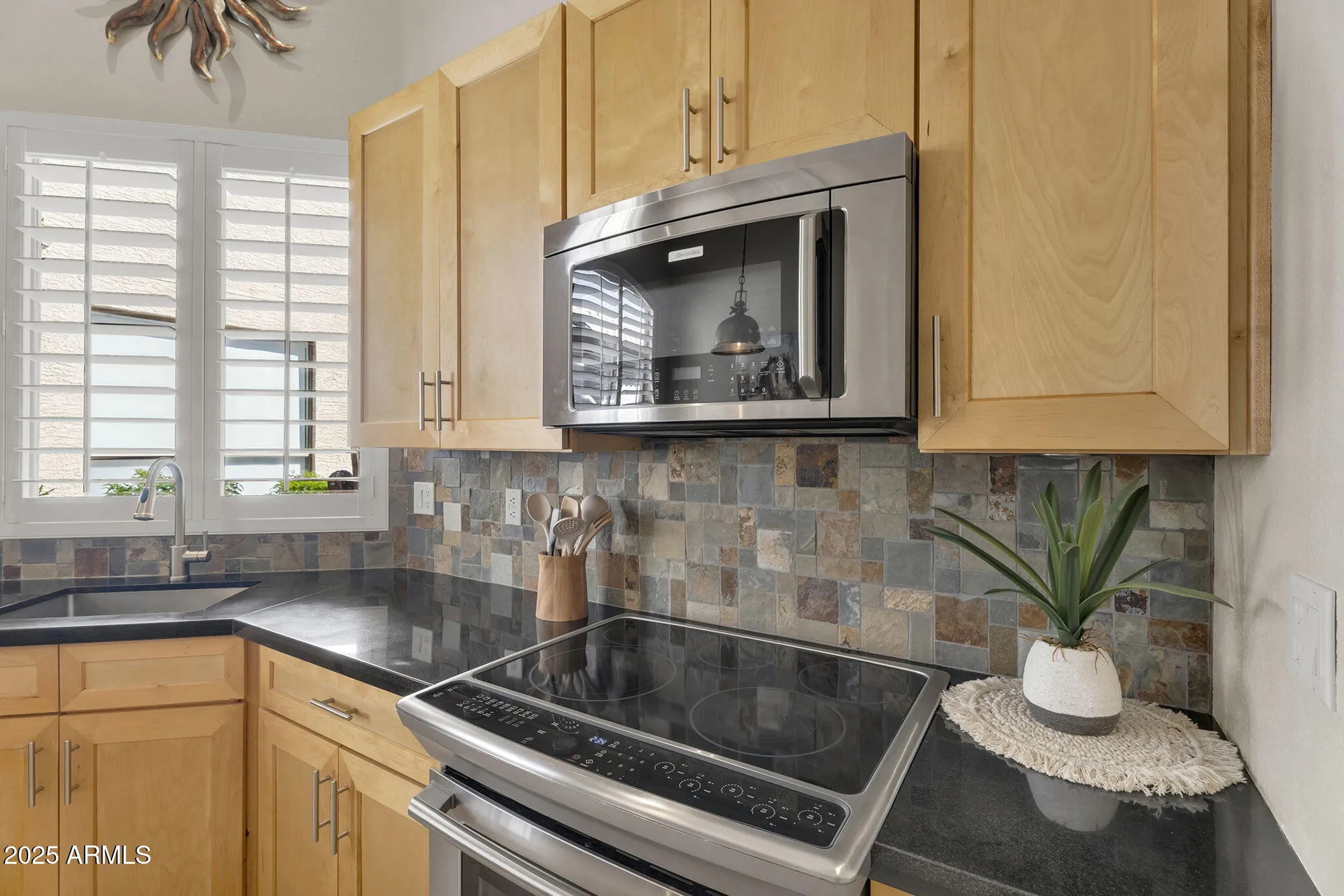 Property Slideshow image 10 of 53 | 23737 s pleasant way, Sun Lakes, AZ, 85248