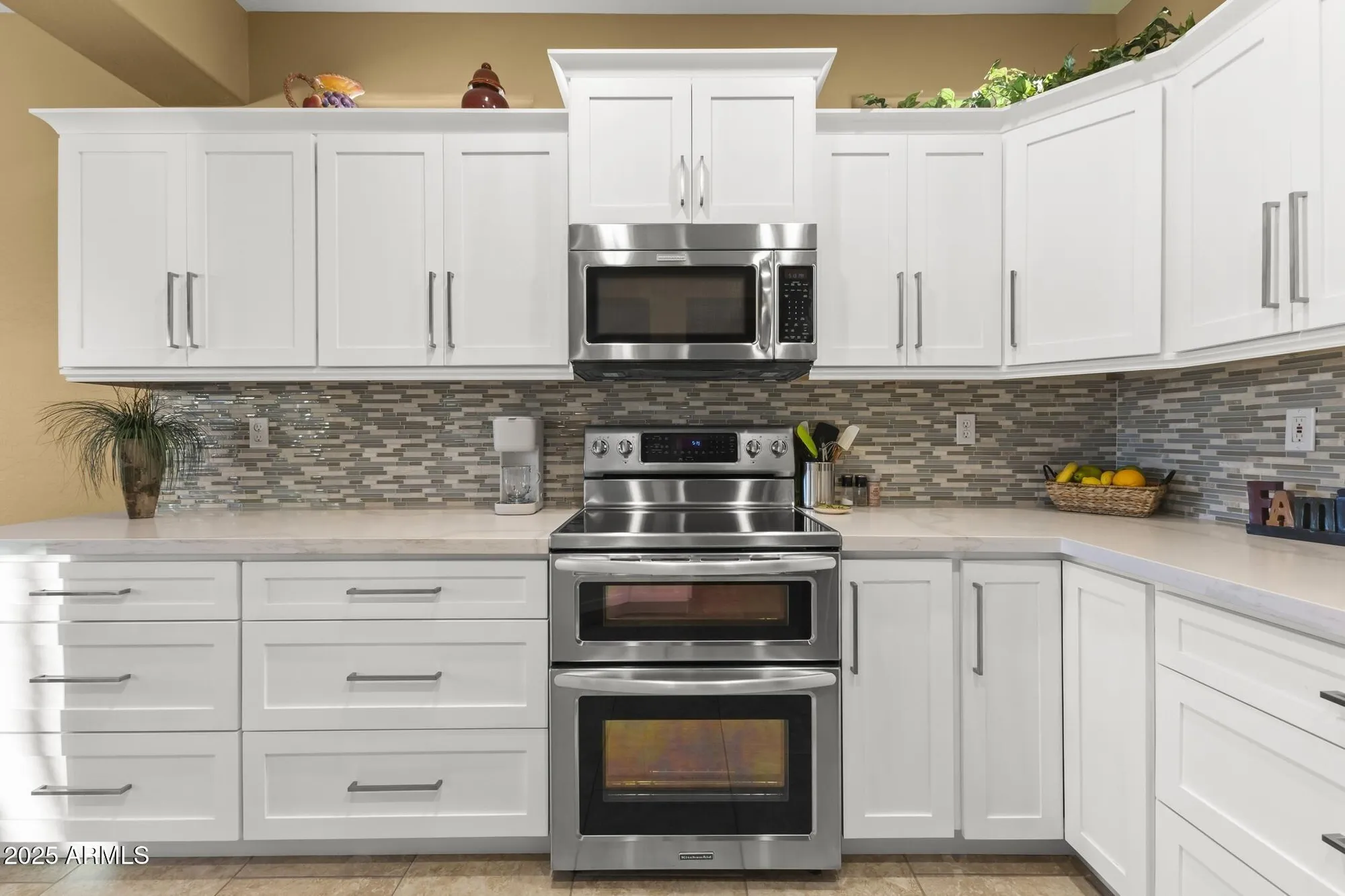 Property Slideshow image 14 of 45 | 16865 w villagio dr, Surprise, AZ, 85387