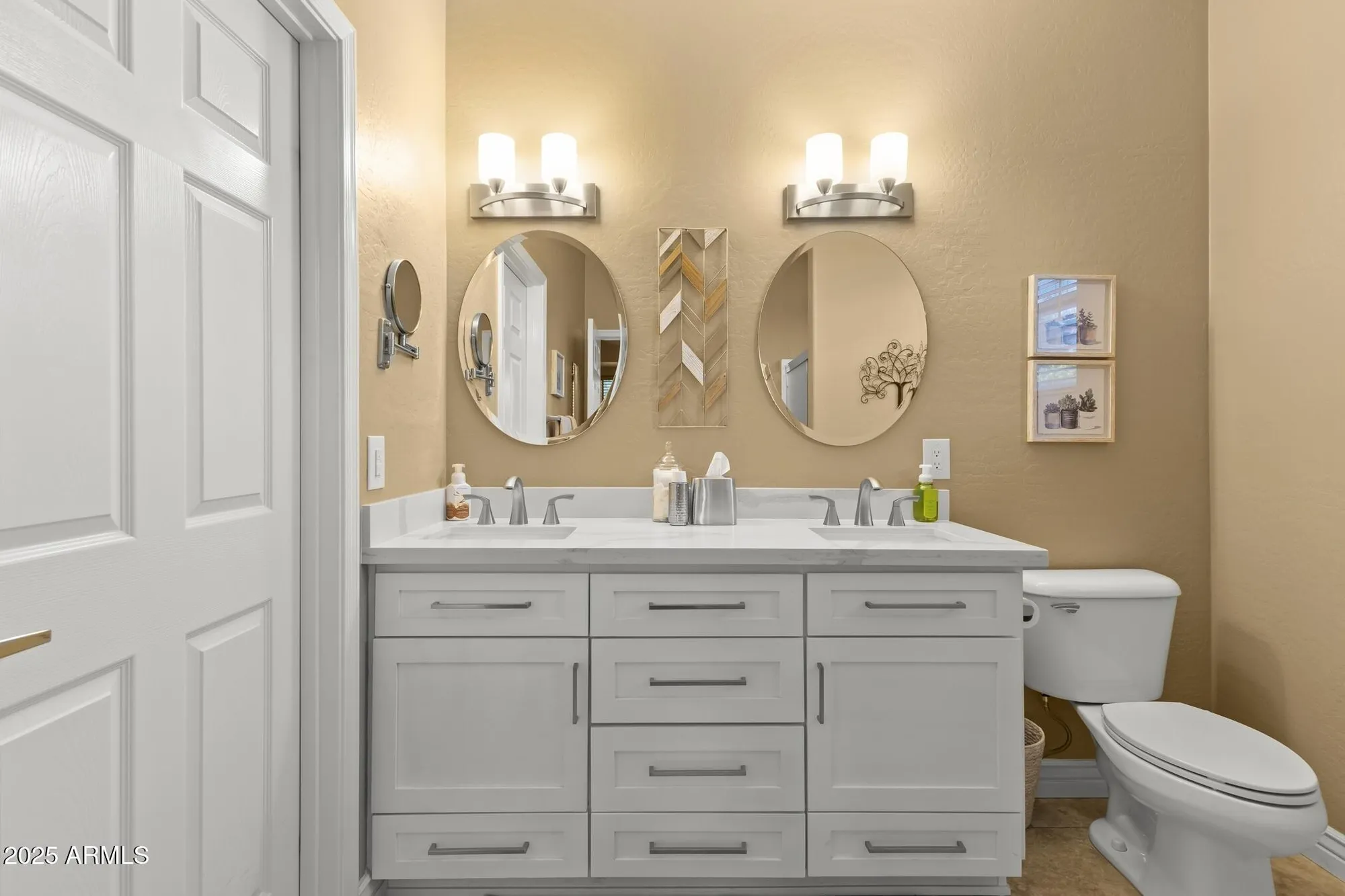 Property Slideshow image 21 of 45 | 16865 w villagio dr, Surprise, AZ, 85387