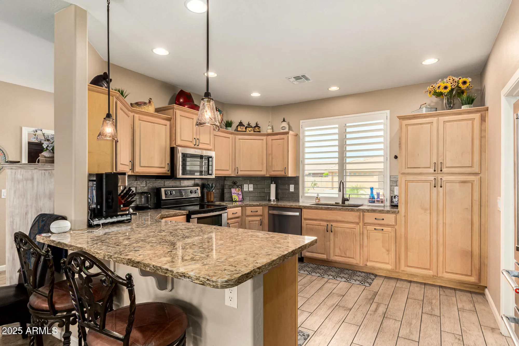 Property Slideshow image 14 of 33 | 11427 e ocaso ave, Mesa, AZ, 85212
