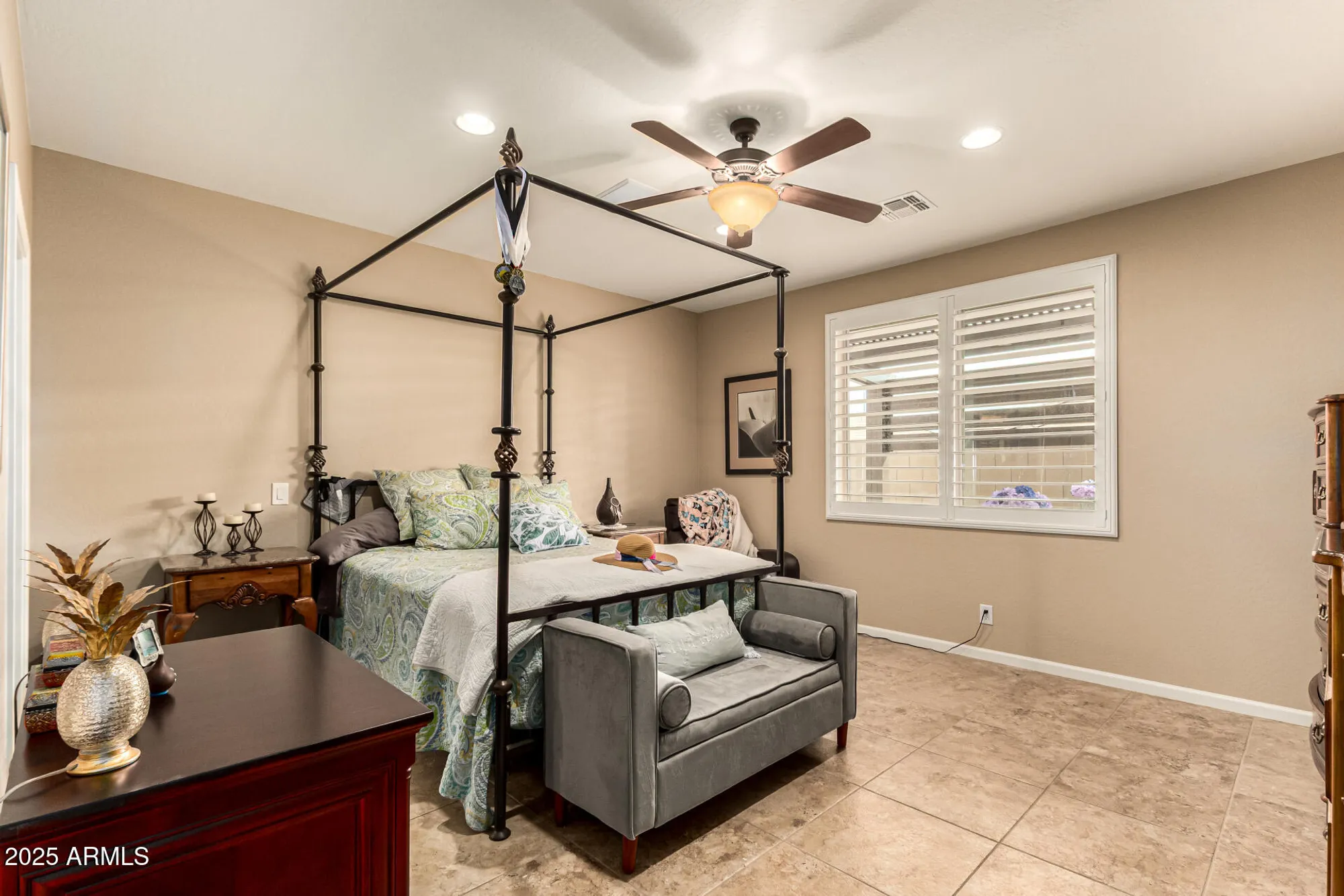 Property Slideshow image 18 of 33 | 11427 e ocaso ave, Mesa, AZ, 85212