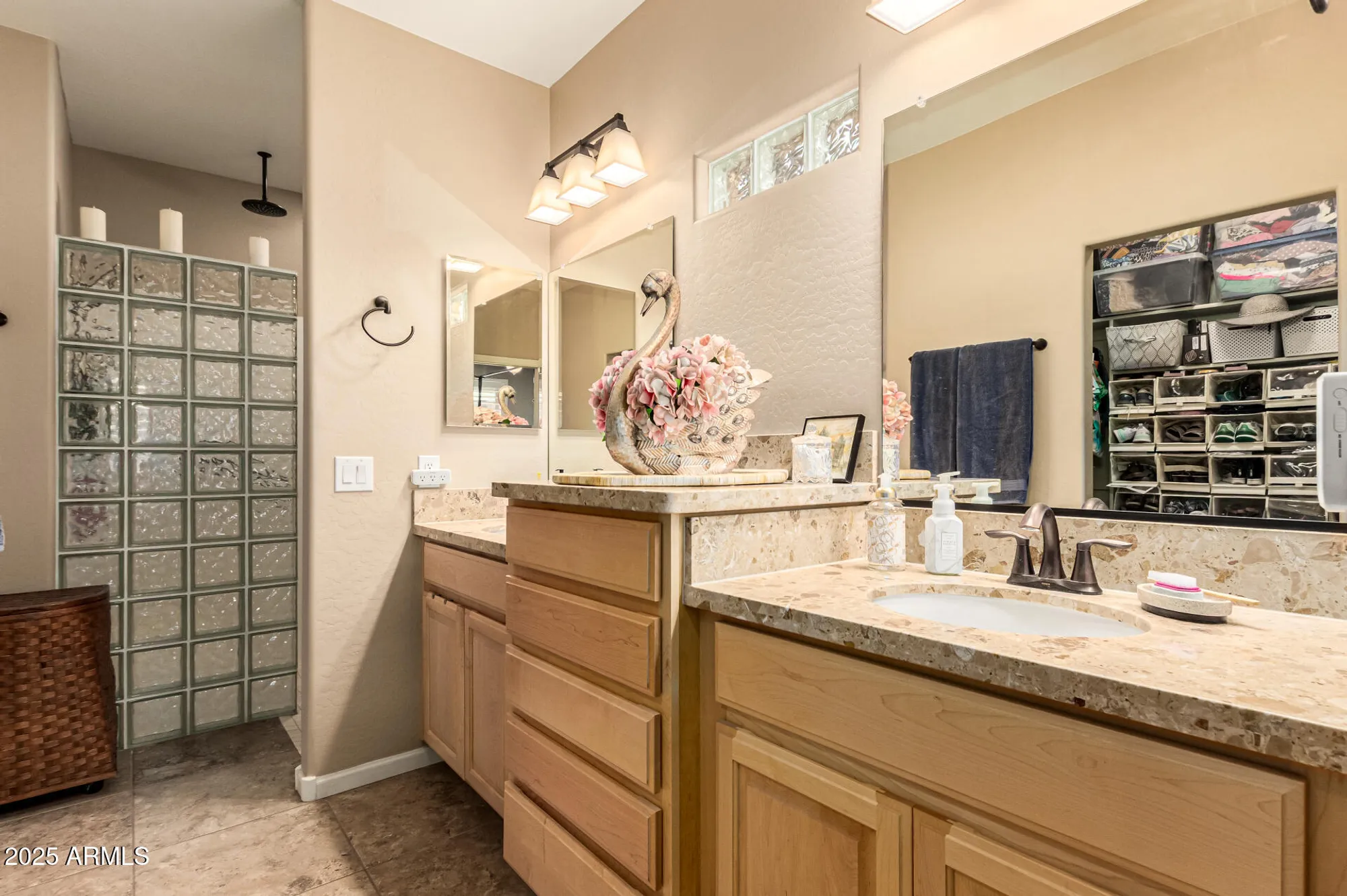 Property Slideshow image 21 of 33 | 11427 e ocaso ave, Mesa, AZ, 85212