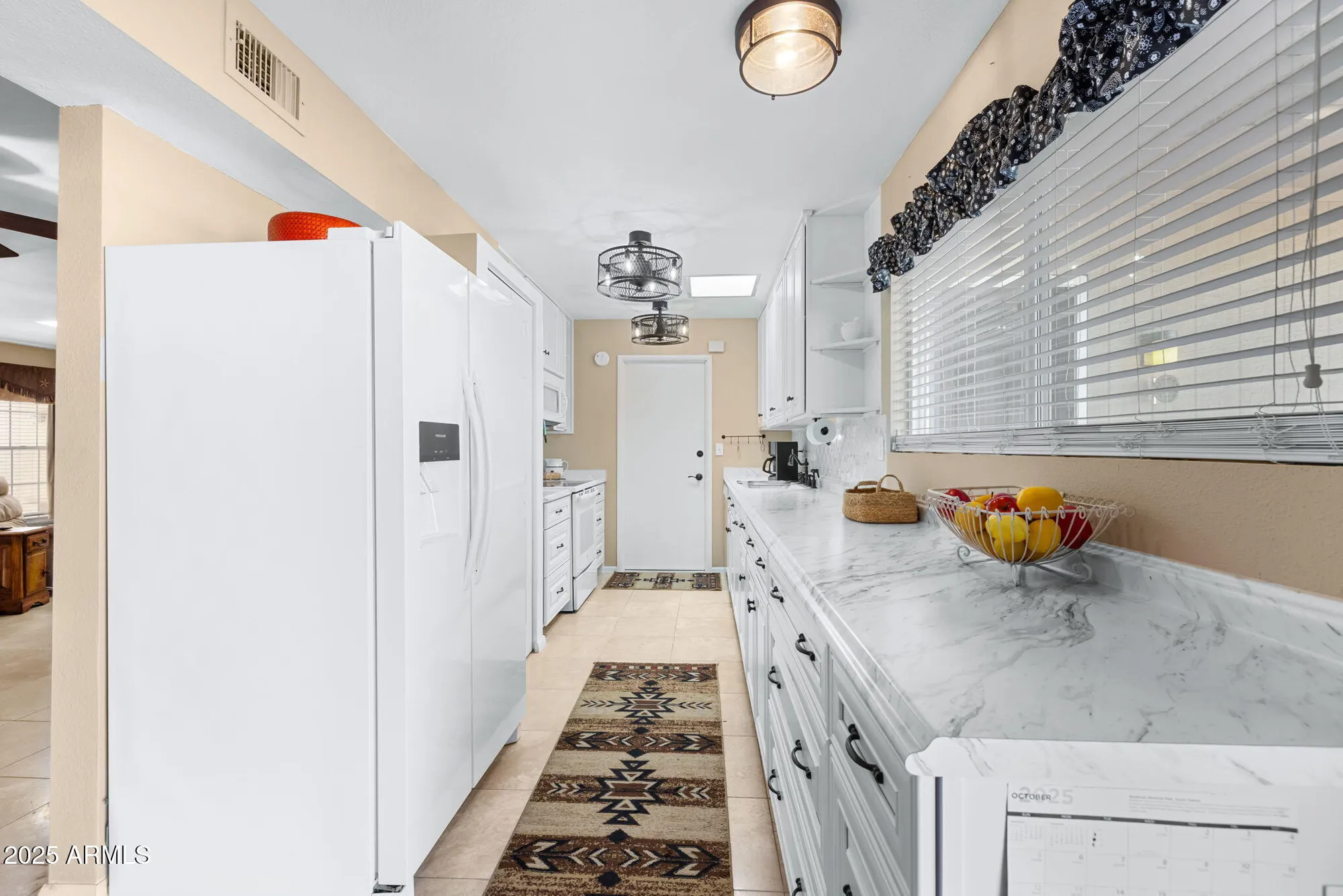 Property Slideshow image 19 of 52 | 17031 n pinion ln, Sun City, AZ, 85373