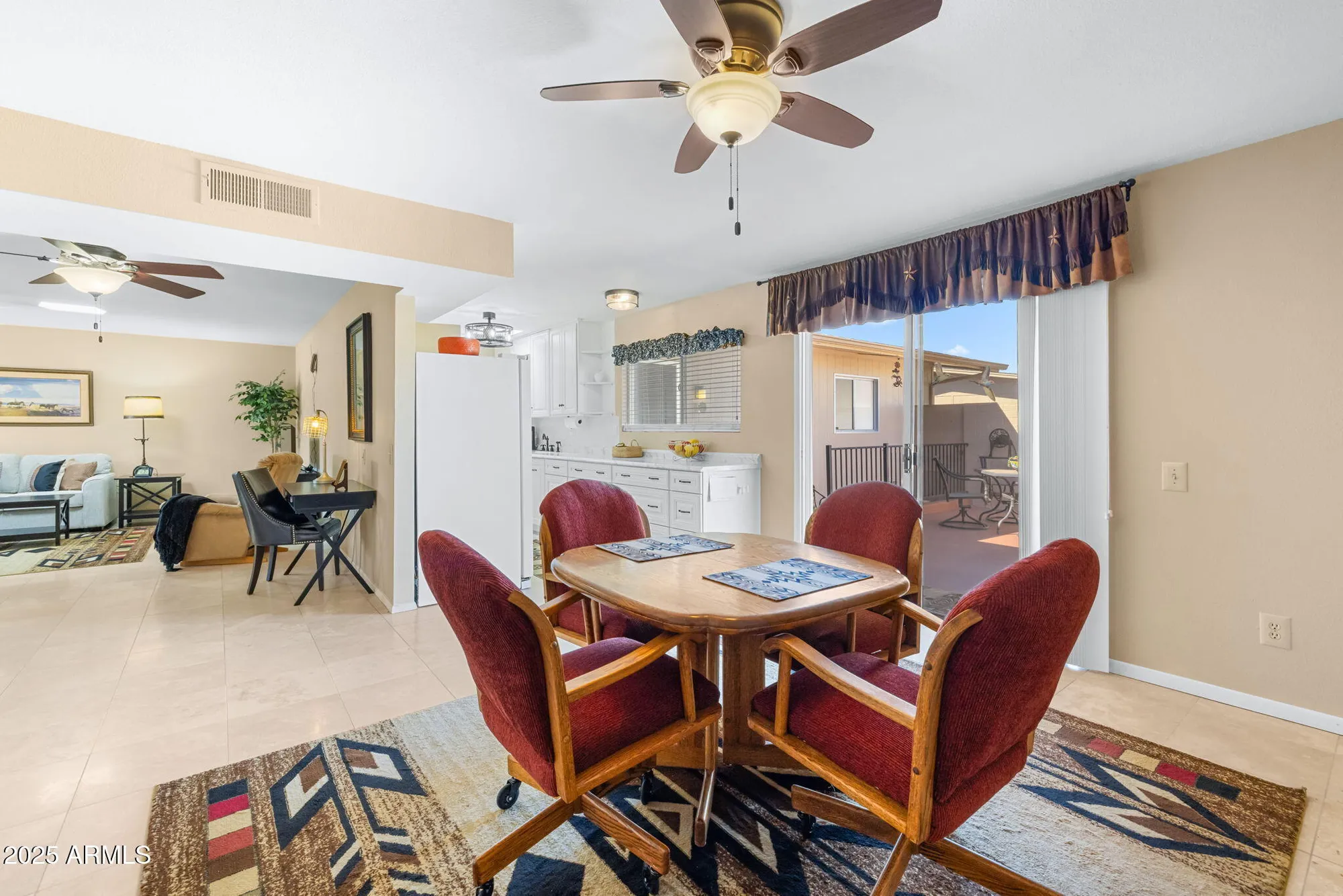 Property Slideshow image 5 of 52 | 17031 n pinion ln, Sun City, AZ, 85373