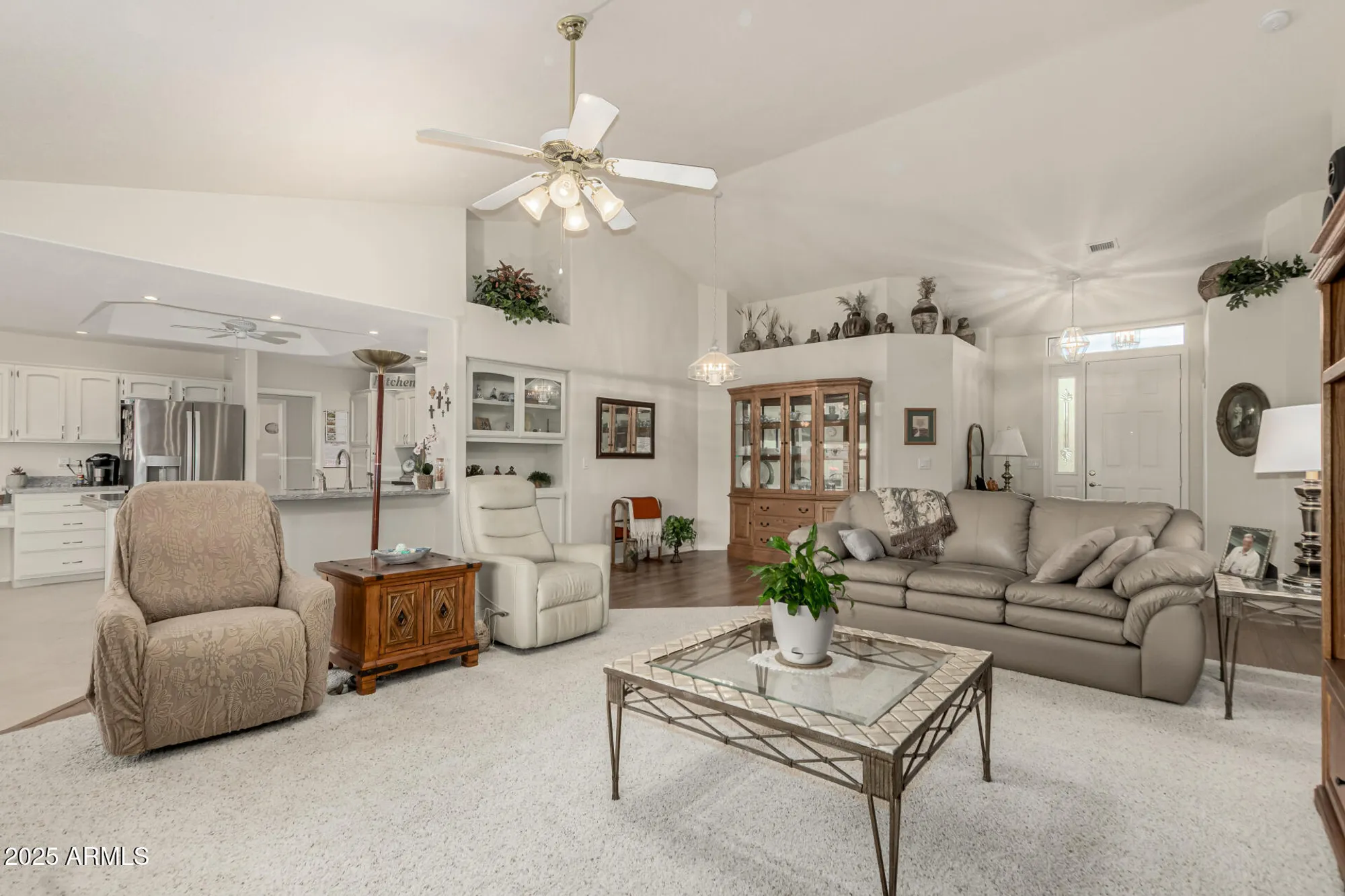Property Slideshow image 10 of 27 | 7811 e navarro ave, Mesa, AZ, 85209