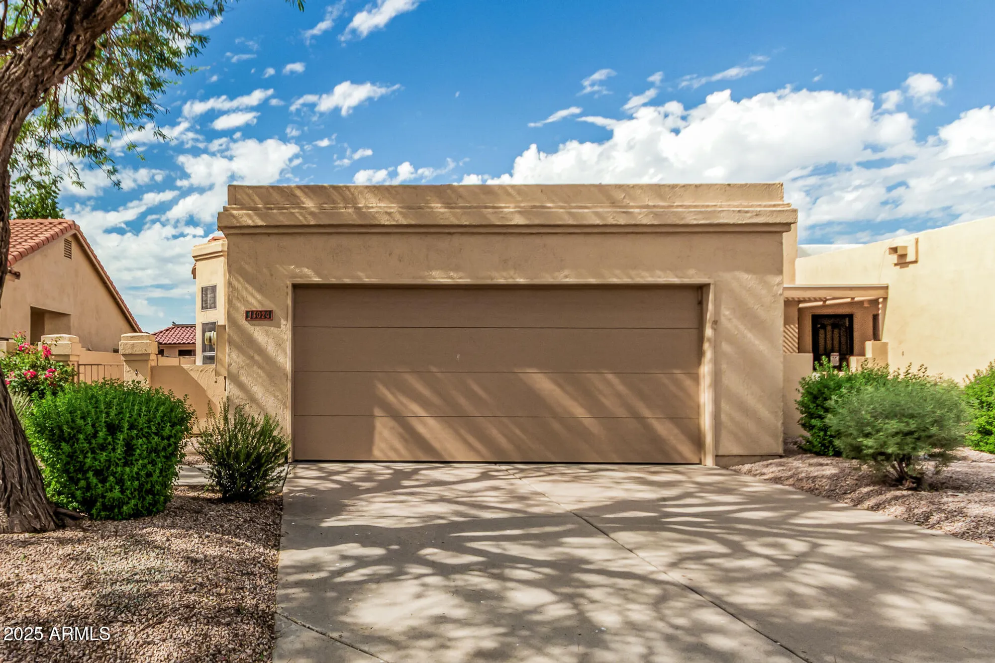 Property Slideshow image 2 of 38 | 13024 s 45th pl, Phoenix, AZ, 85044