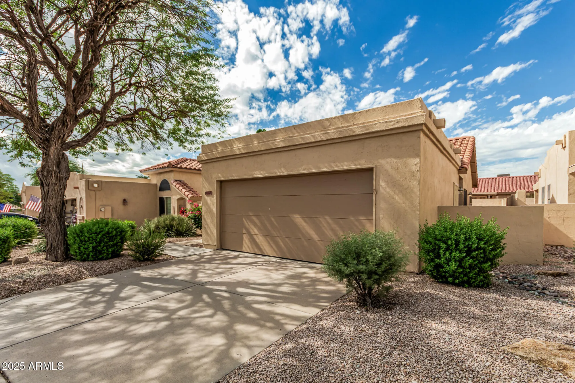 Property Slideshow image 3 of 38 | 13024 s 45th pl, Phoenix, AZ, 85044