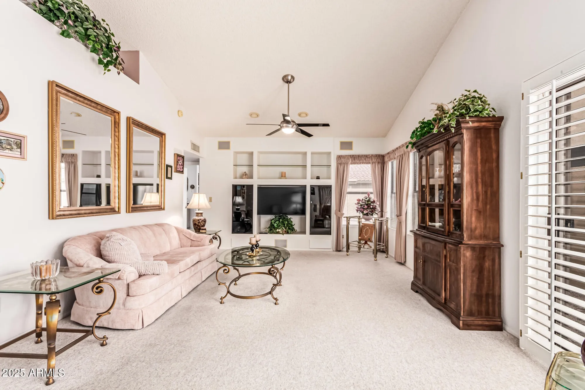 Property Slideshow image 16 of 38 | 13024 s 45th pl, Phoenix, AZ, 85044
