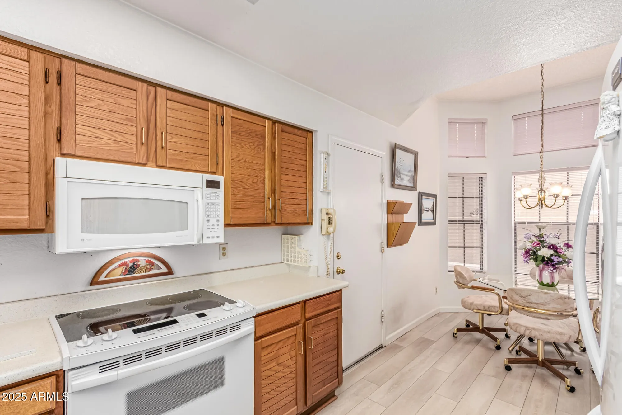 Property Slideshow image 18 of 38 | 13024 s 45th pl, Phoenix, AZ, 85044