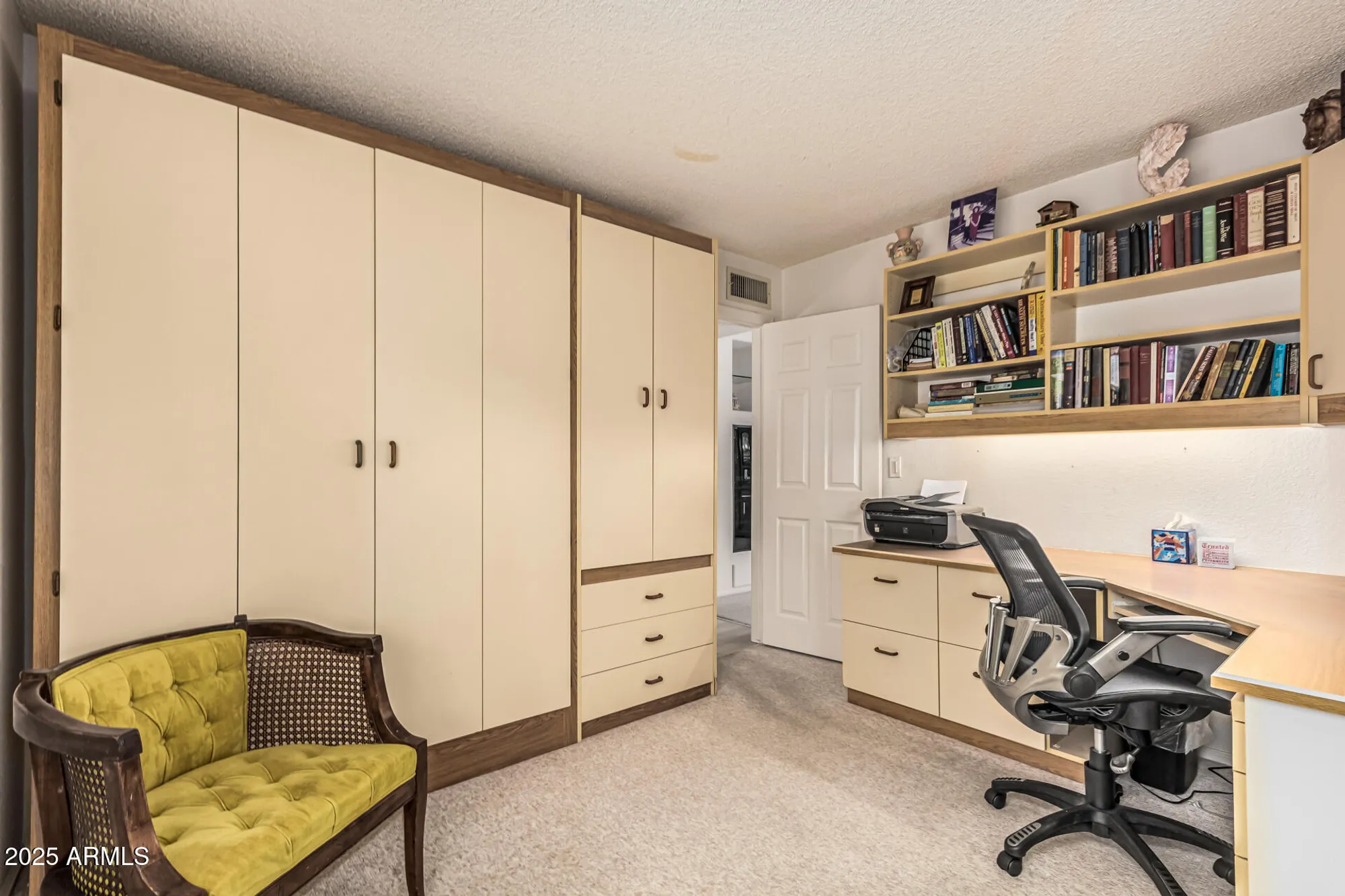 Property Slideshow image 29 of 38 | 13024 s 45th pl, Phoenix, AZ, 85044
