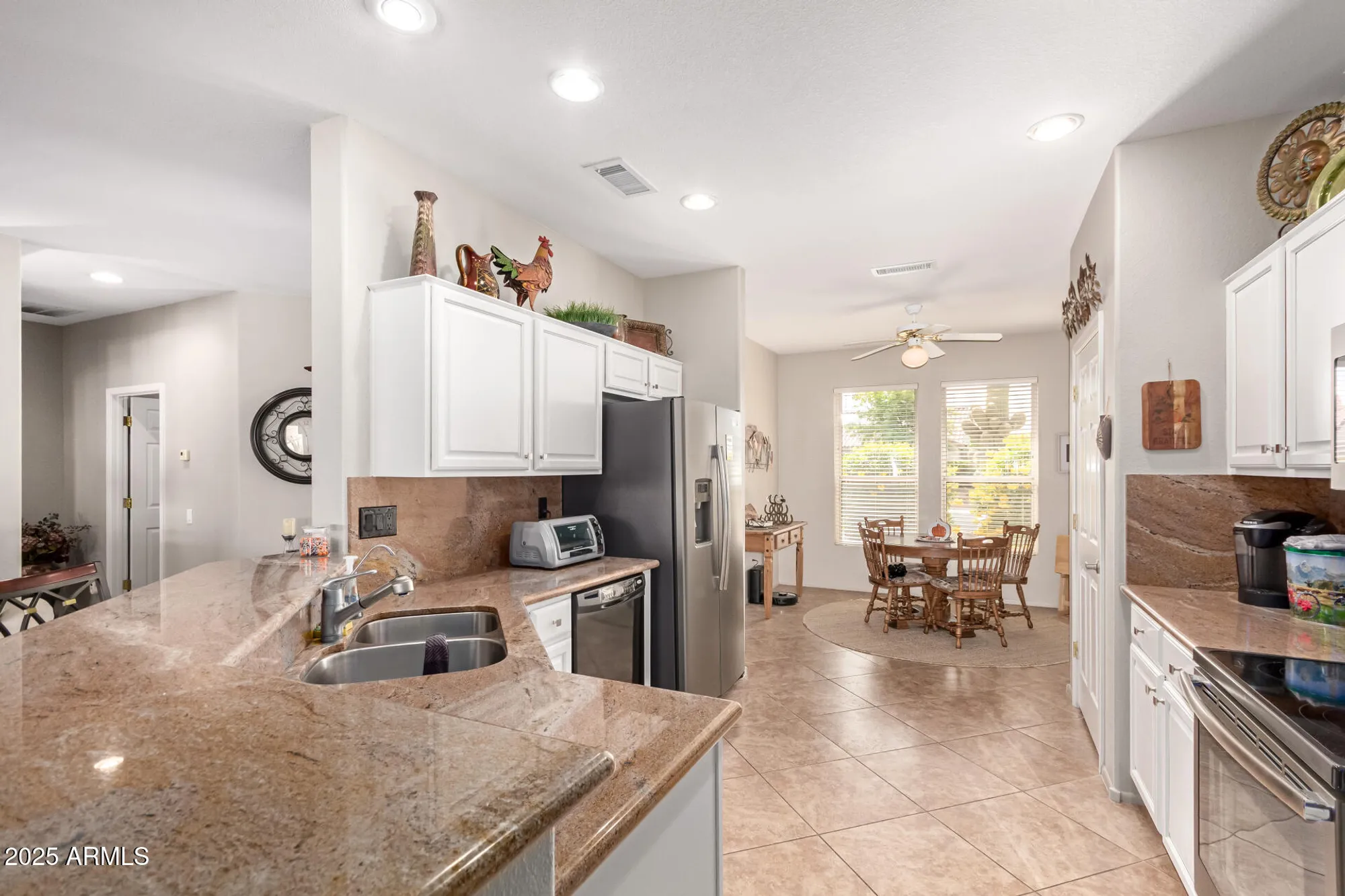 Property Slideshow image 9 of 29 | 16156 w birdsong ct, Surprise, AZ, 85374