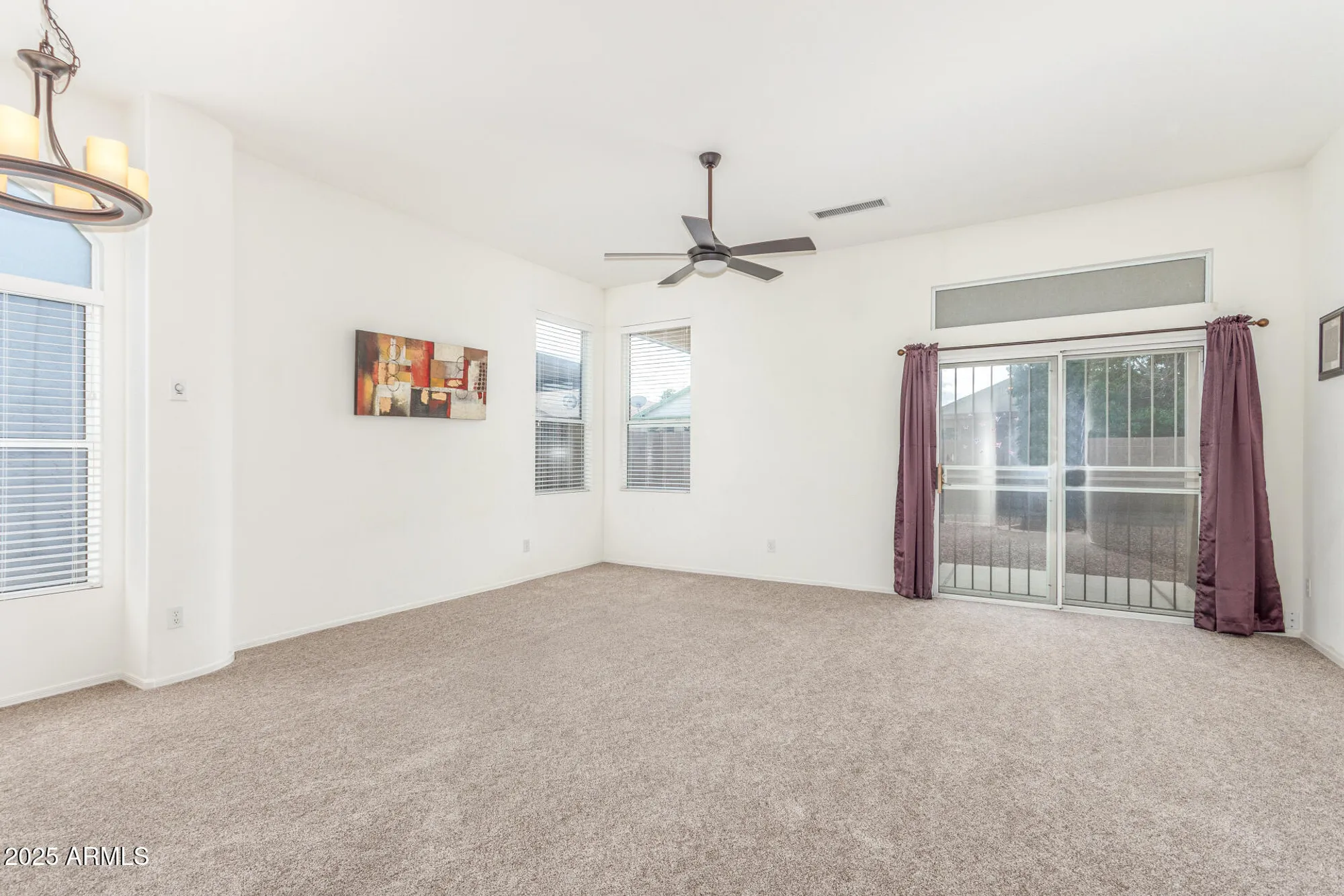 Property Slideshow image 7 of 29 | 9721 w mountain view rd, Peoria, AZ, 85345