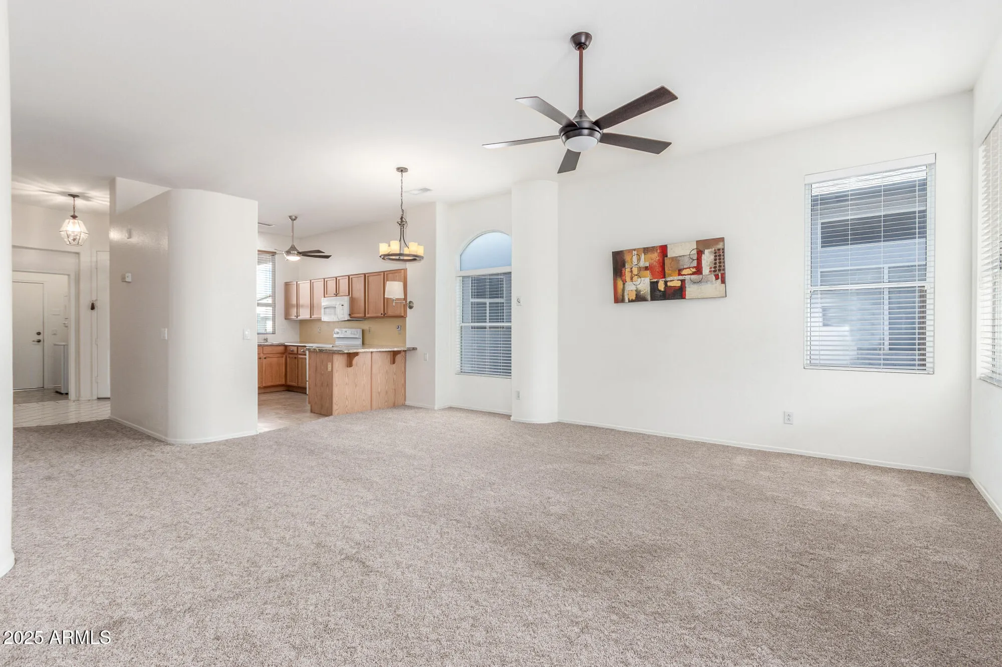 Property Slideshow image 9 of 29 | 9721 w mountain view rd, Peoria, AZ, 85345